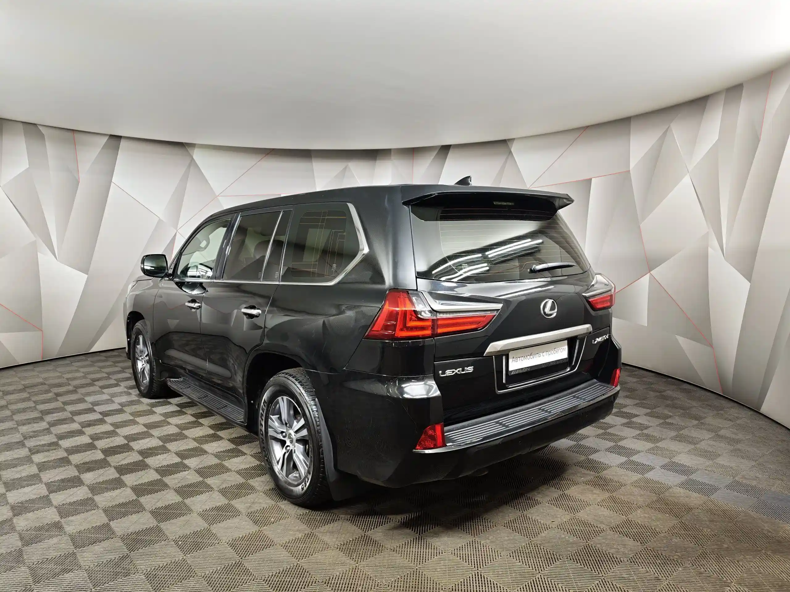 Lexus LX 2021