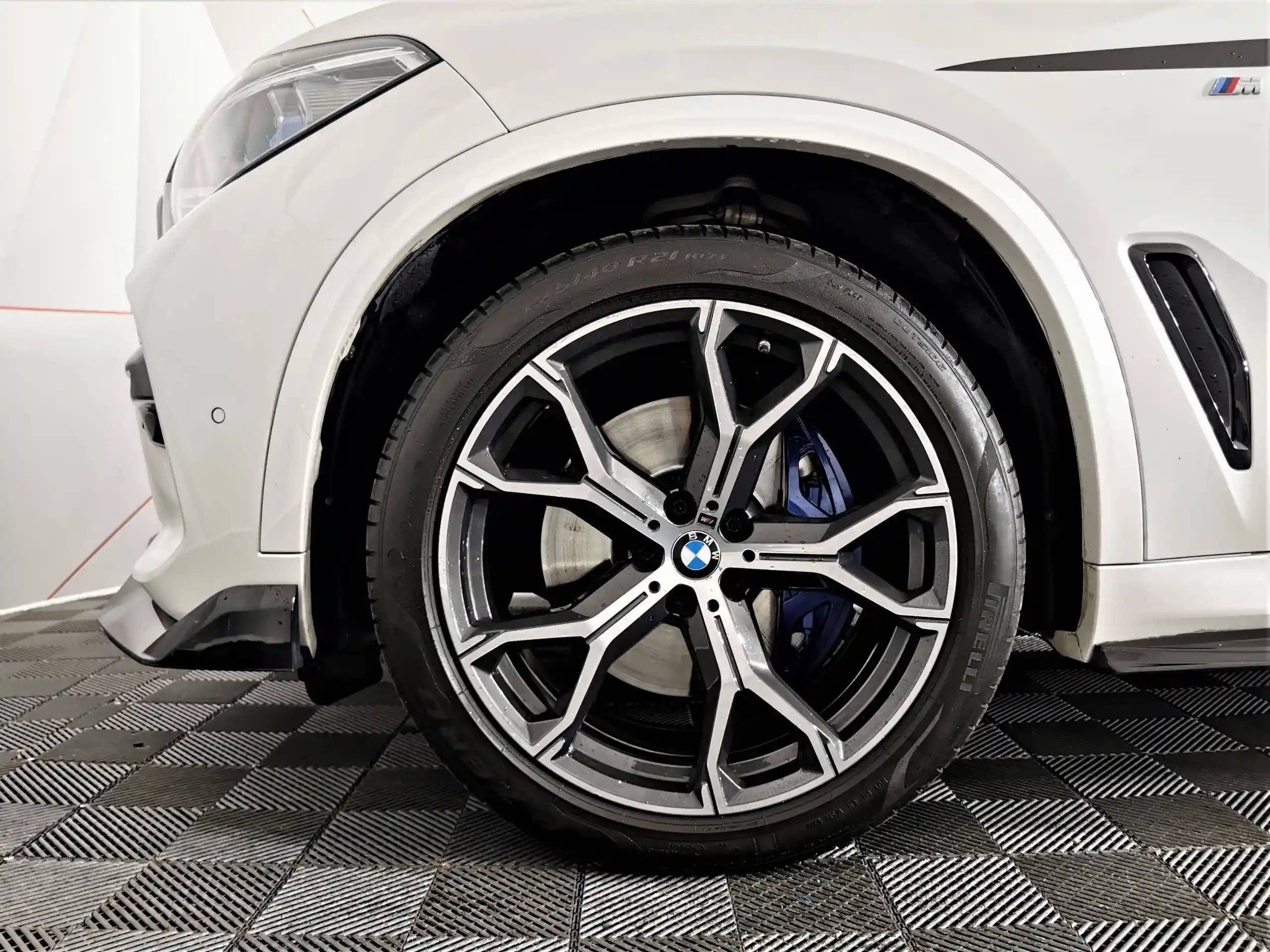 BMW X5 2021