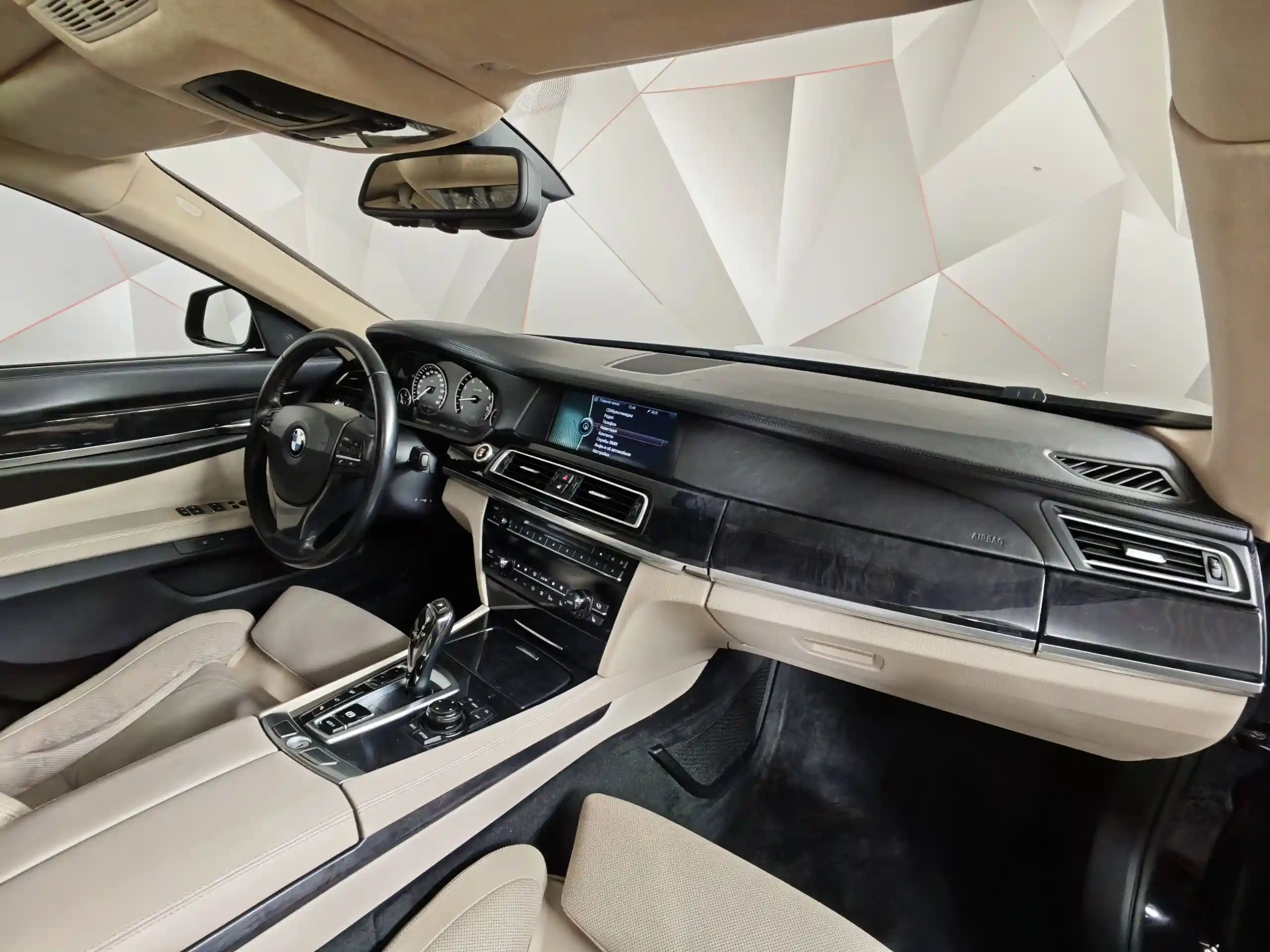 BMW 7 серия 2010