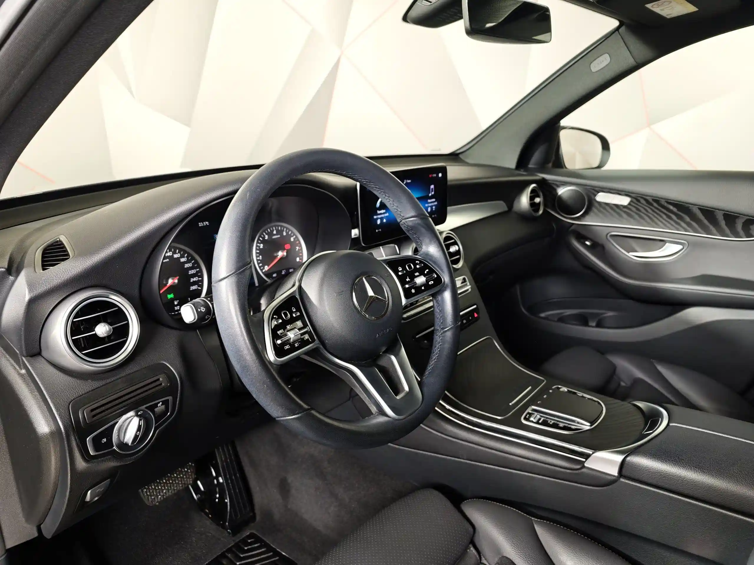 Mercedes-Benz GLC 2021