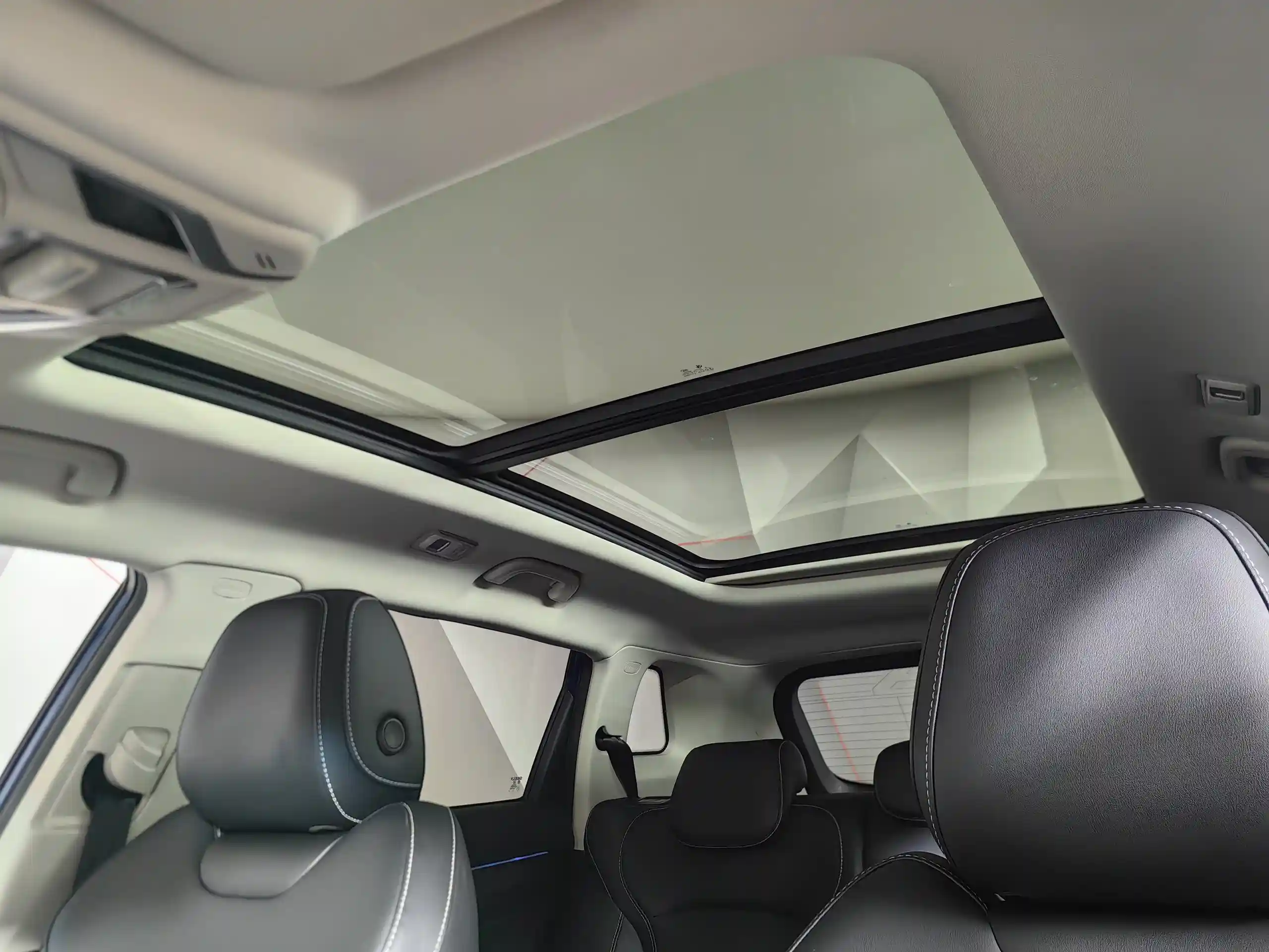 Geely Atlas Pro 2022
