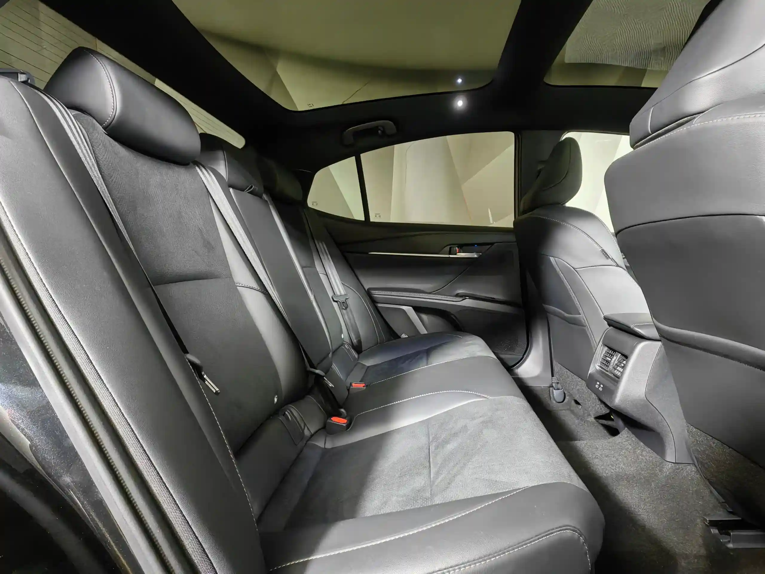 Toyota Camry 2025