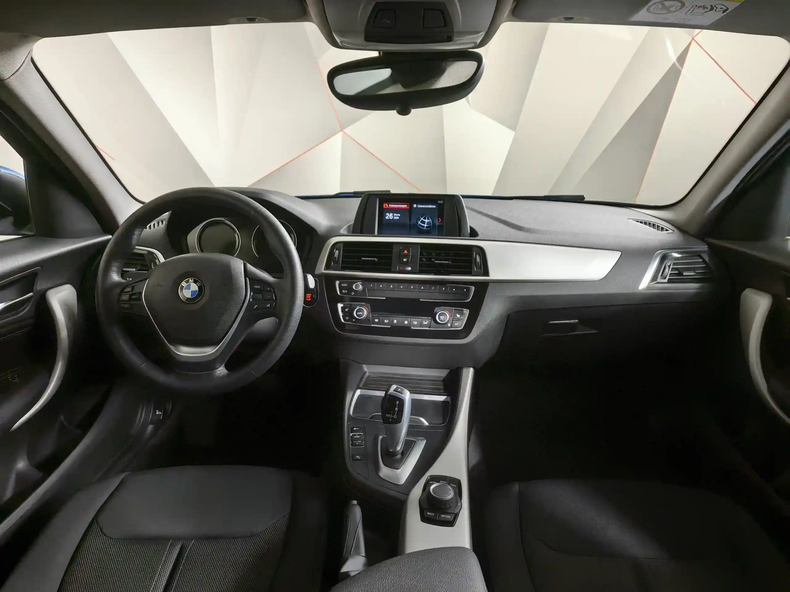 BMW 1 серия 2018