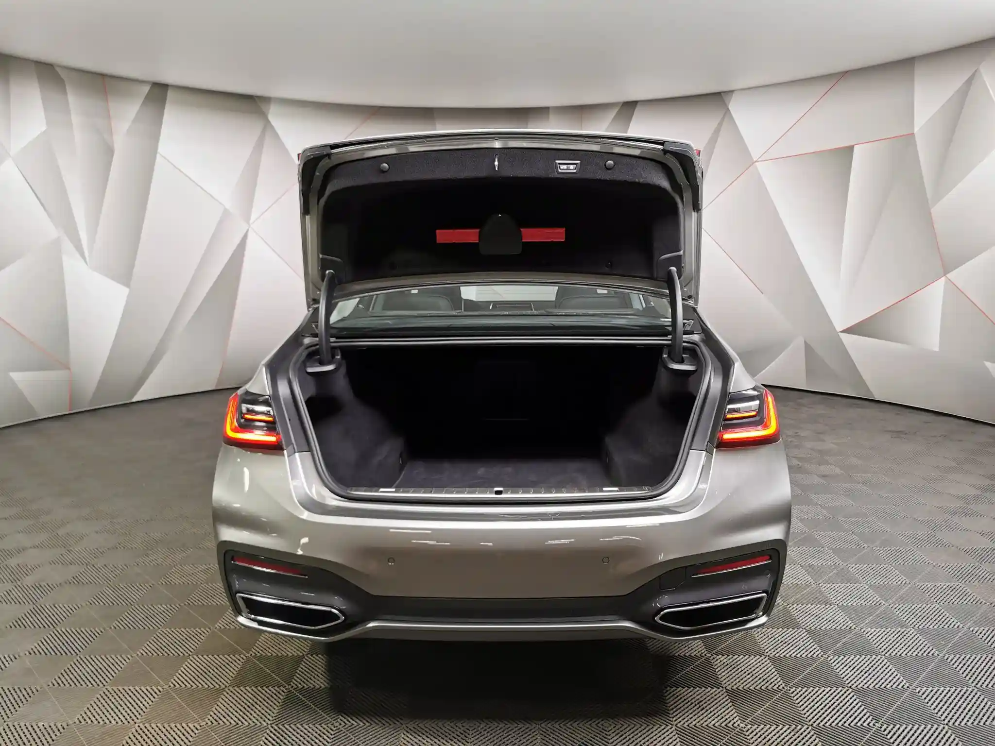 BMW 7 серия 2021