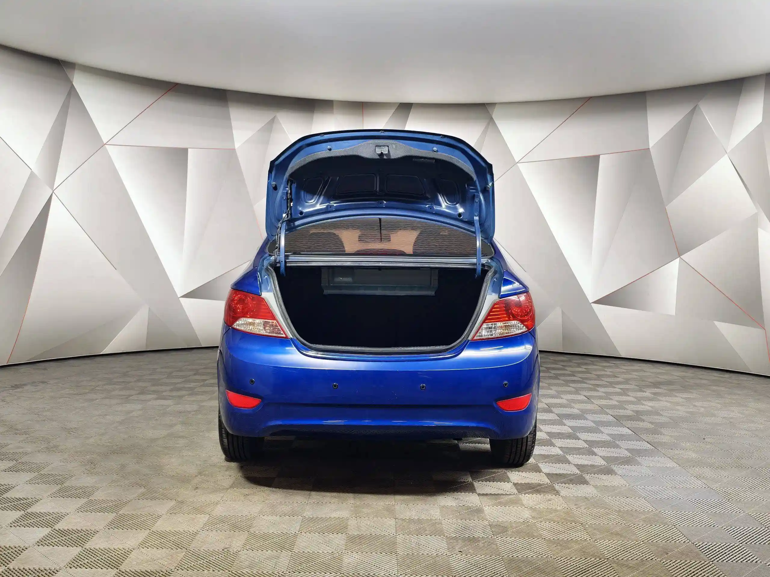 Hyundai Solaris 2013