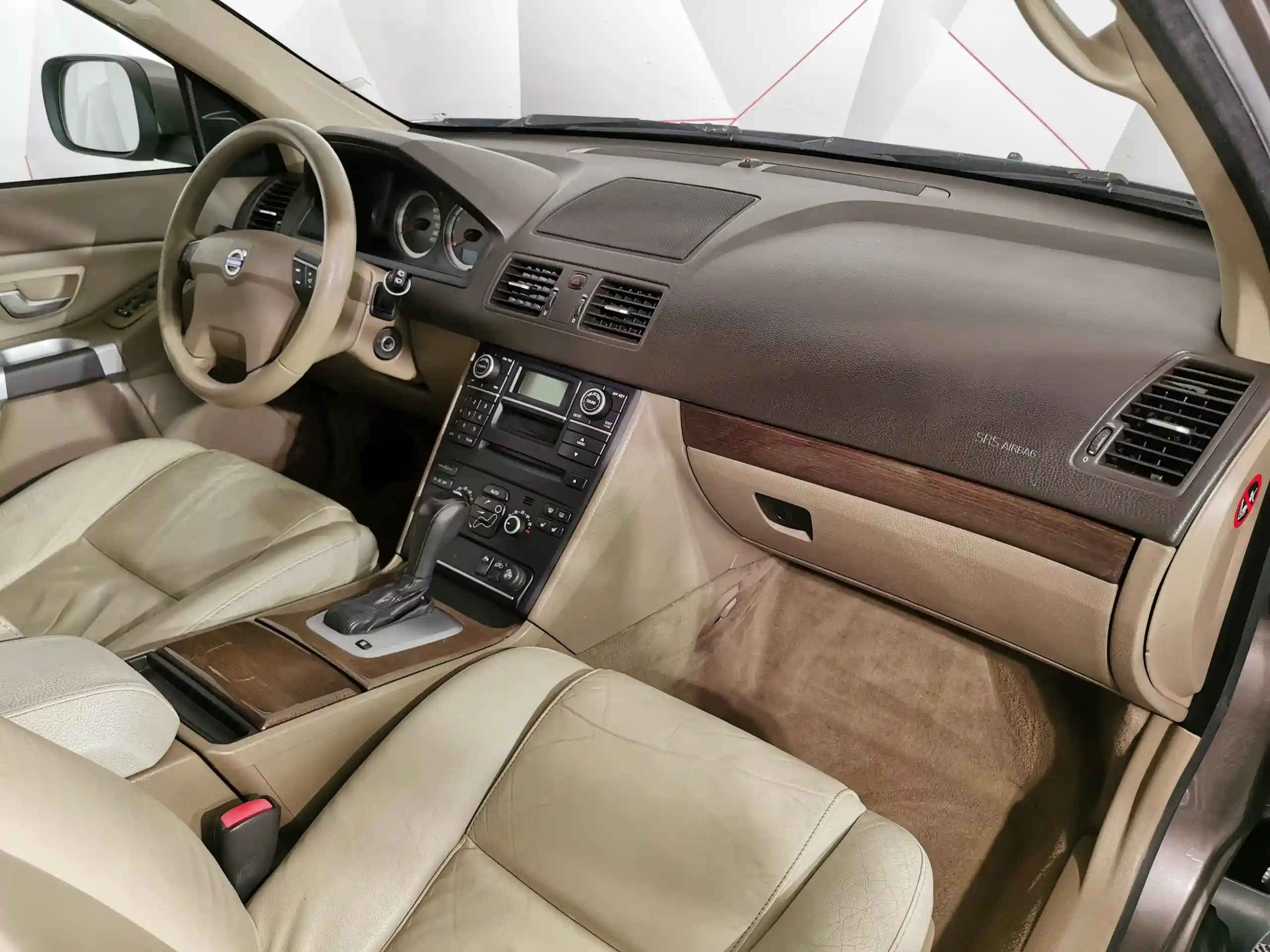 Volvo XC90 2011