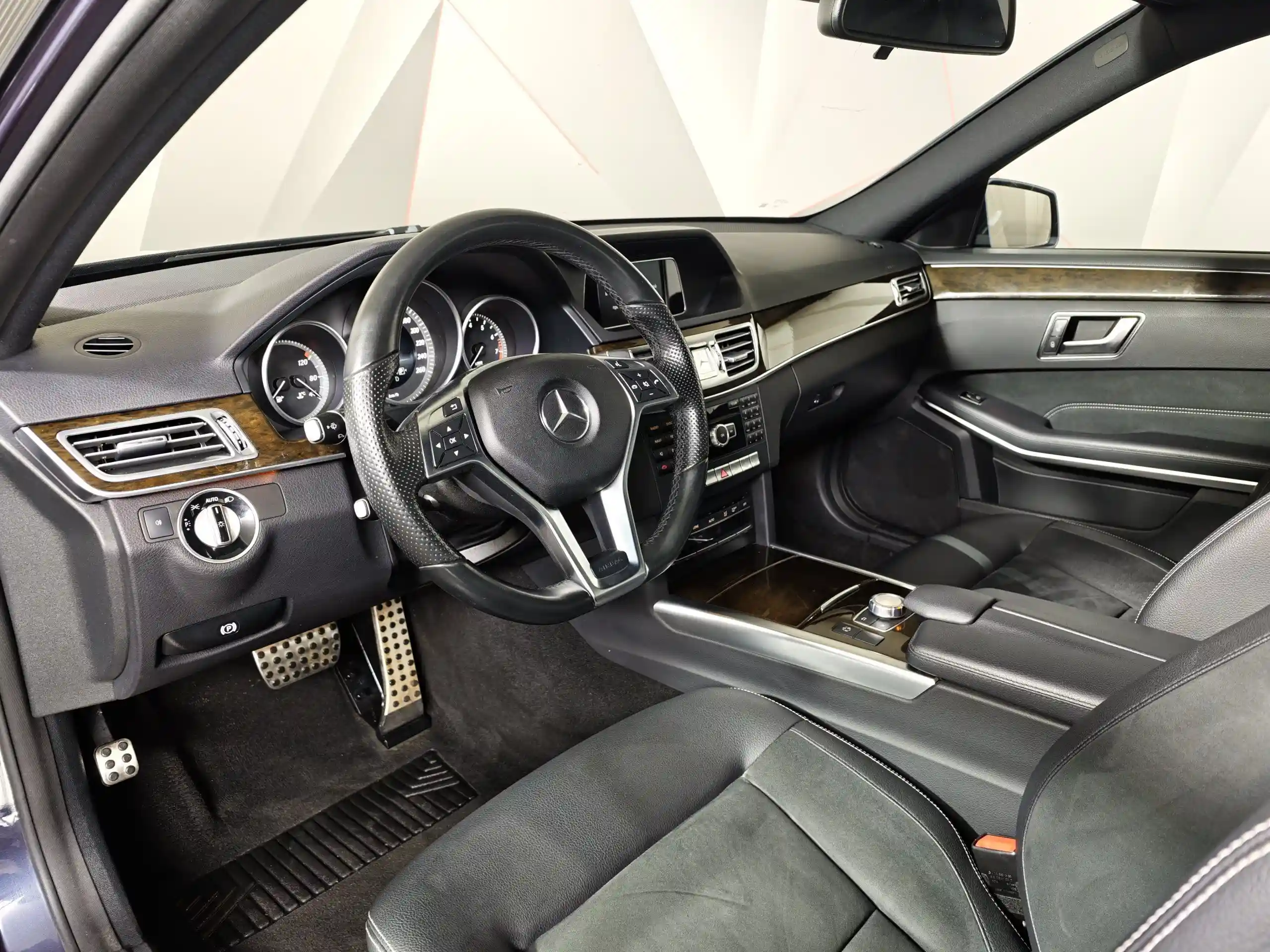 Mercedes-Benz E-Класс 2015