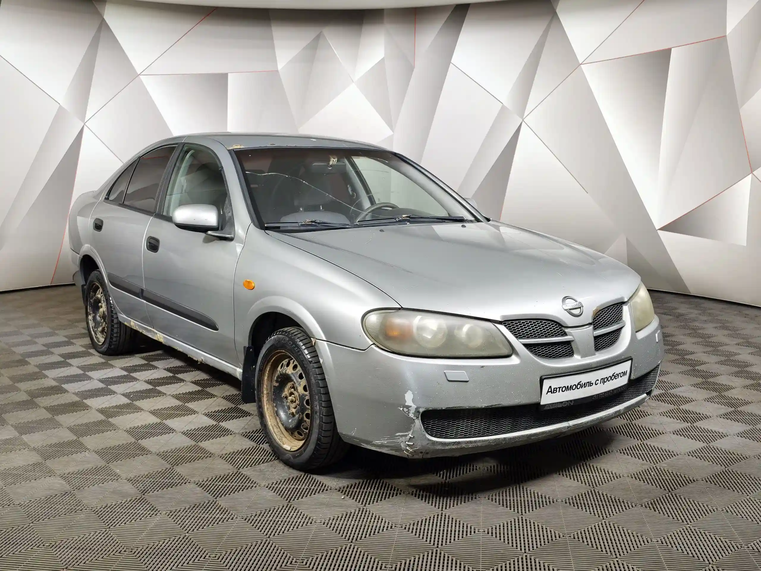 Nissan Almera 2004