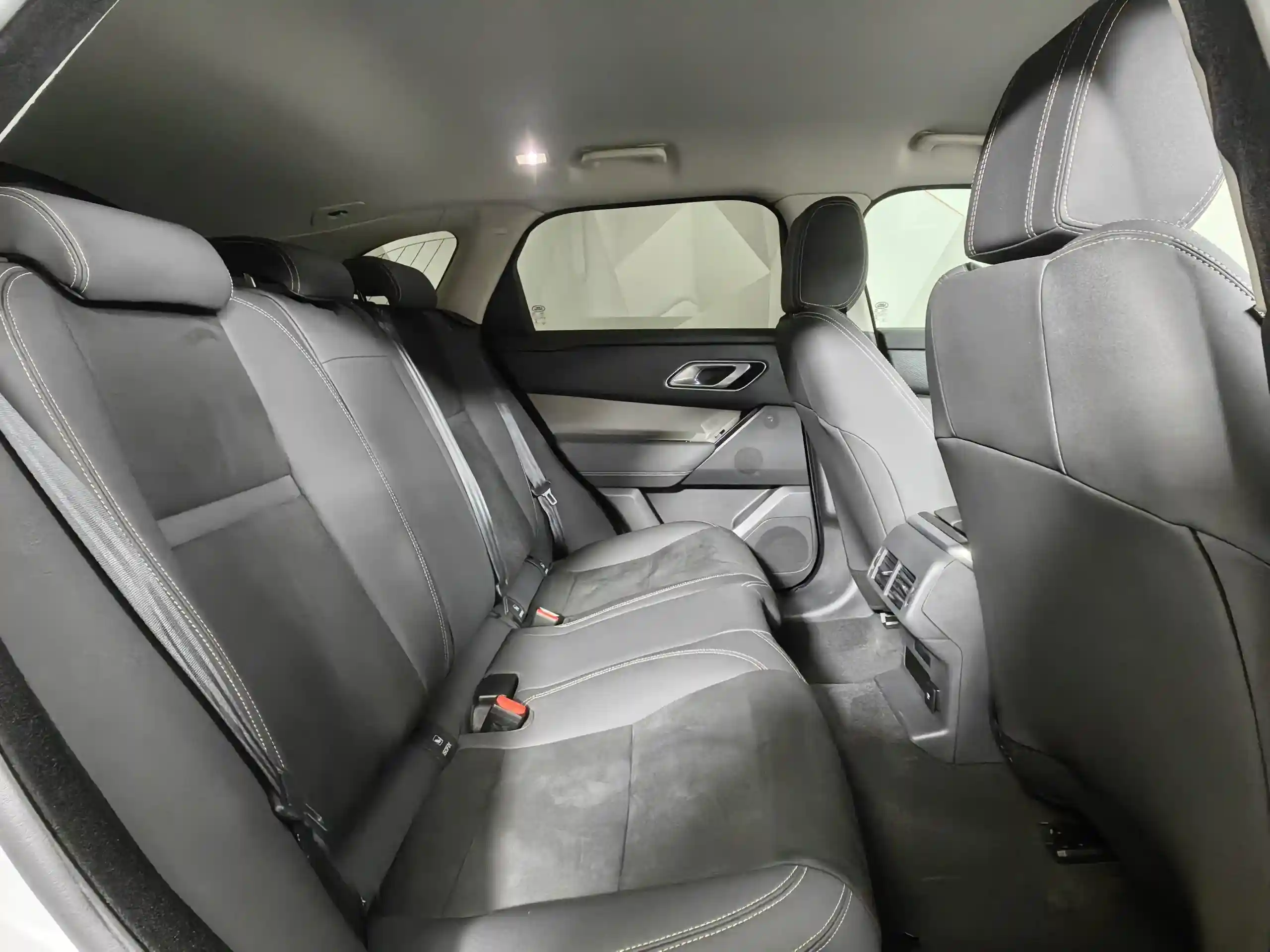 Land Rover Range Rover Velar 2019