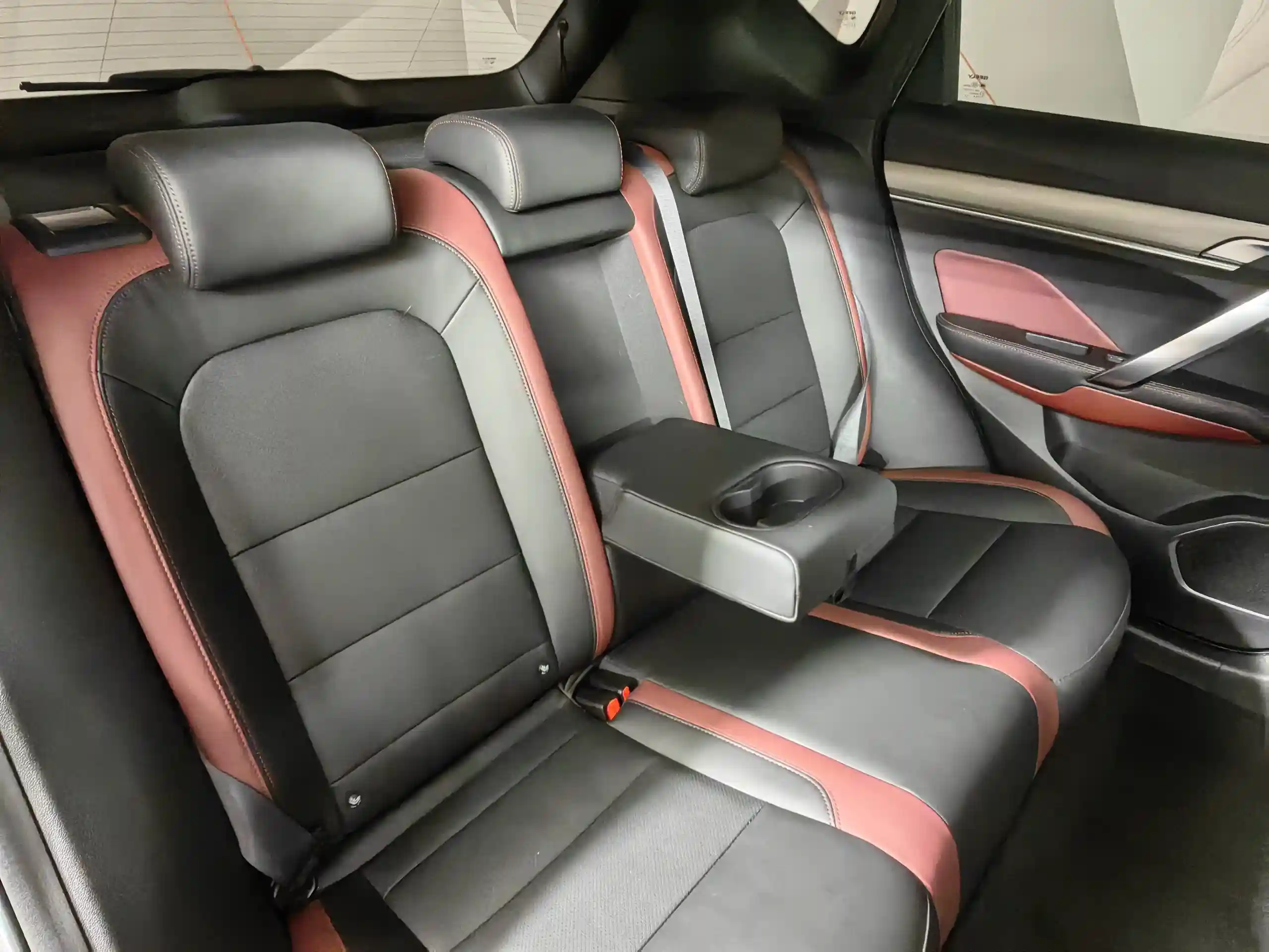 Geely Coolray 2023