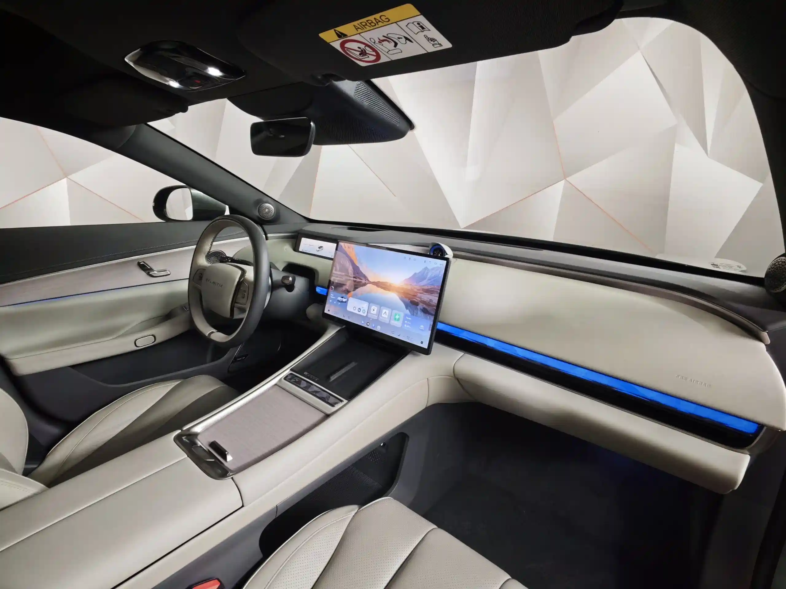 EXEED Exlantix ES 2025