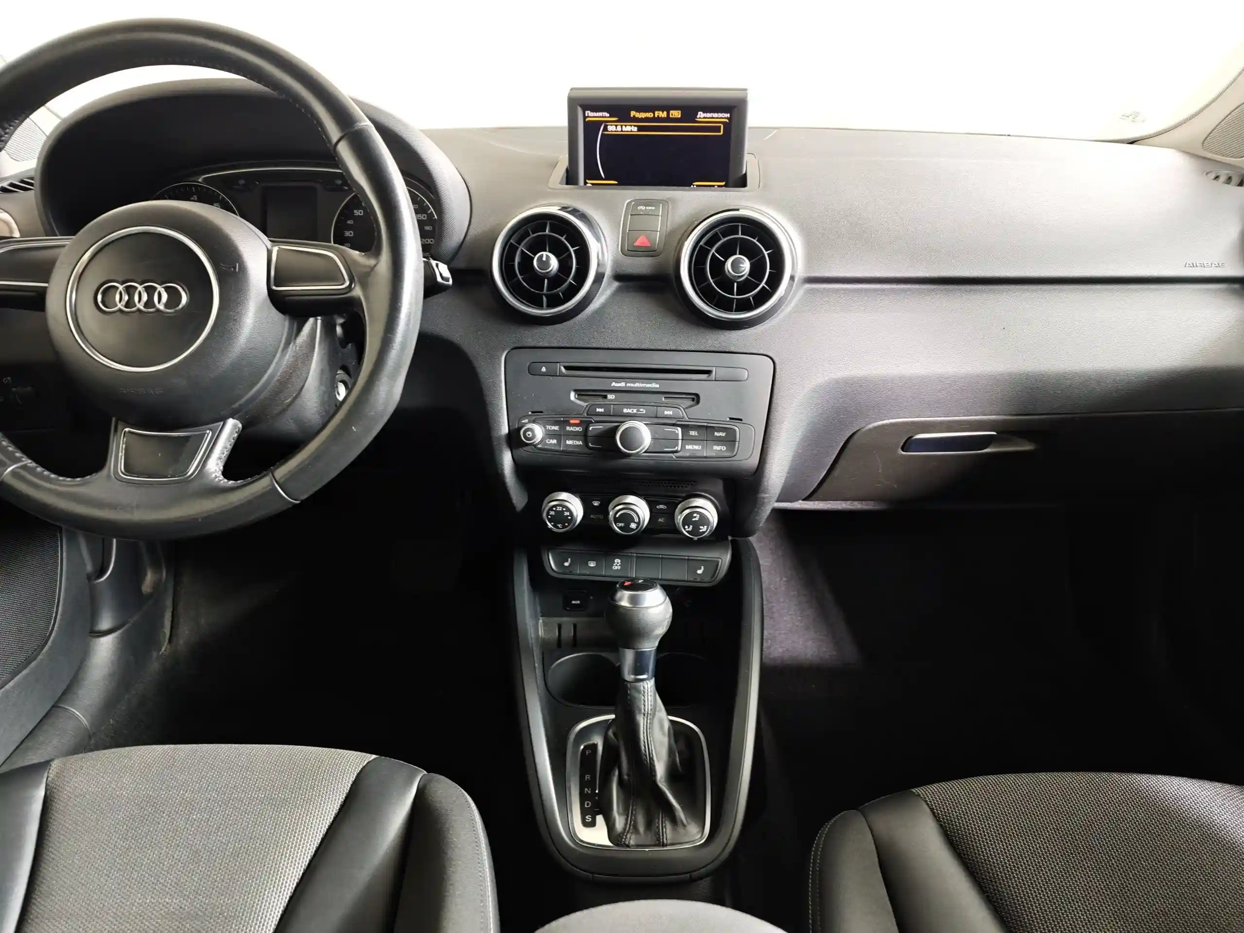 Audi A1 2012