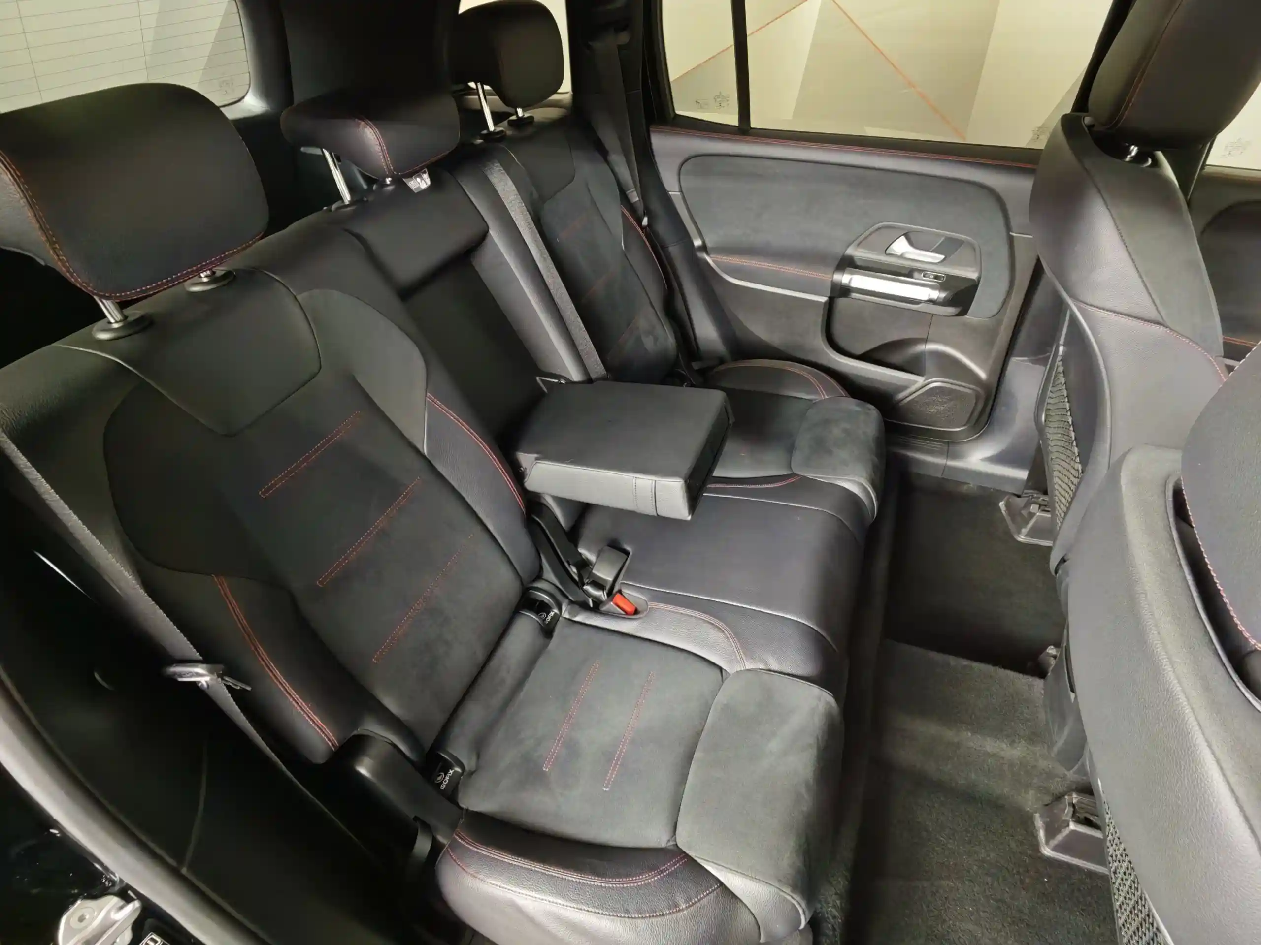 Mercedes-Benz GLB 2020