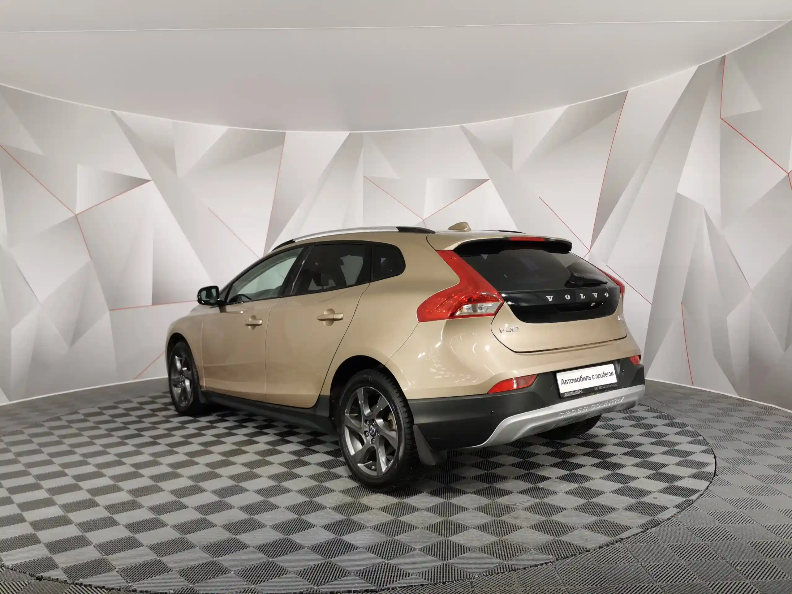 Volvo V40 2014