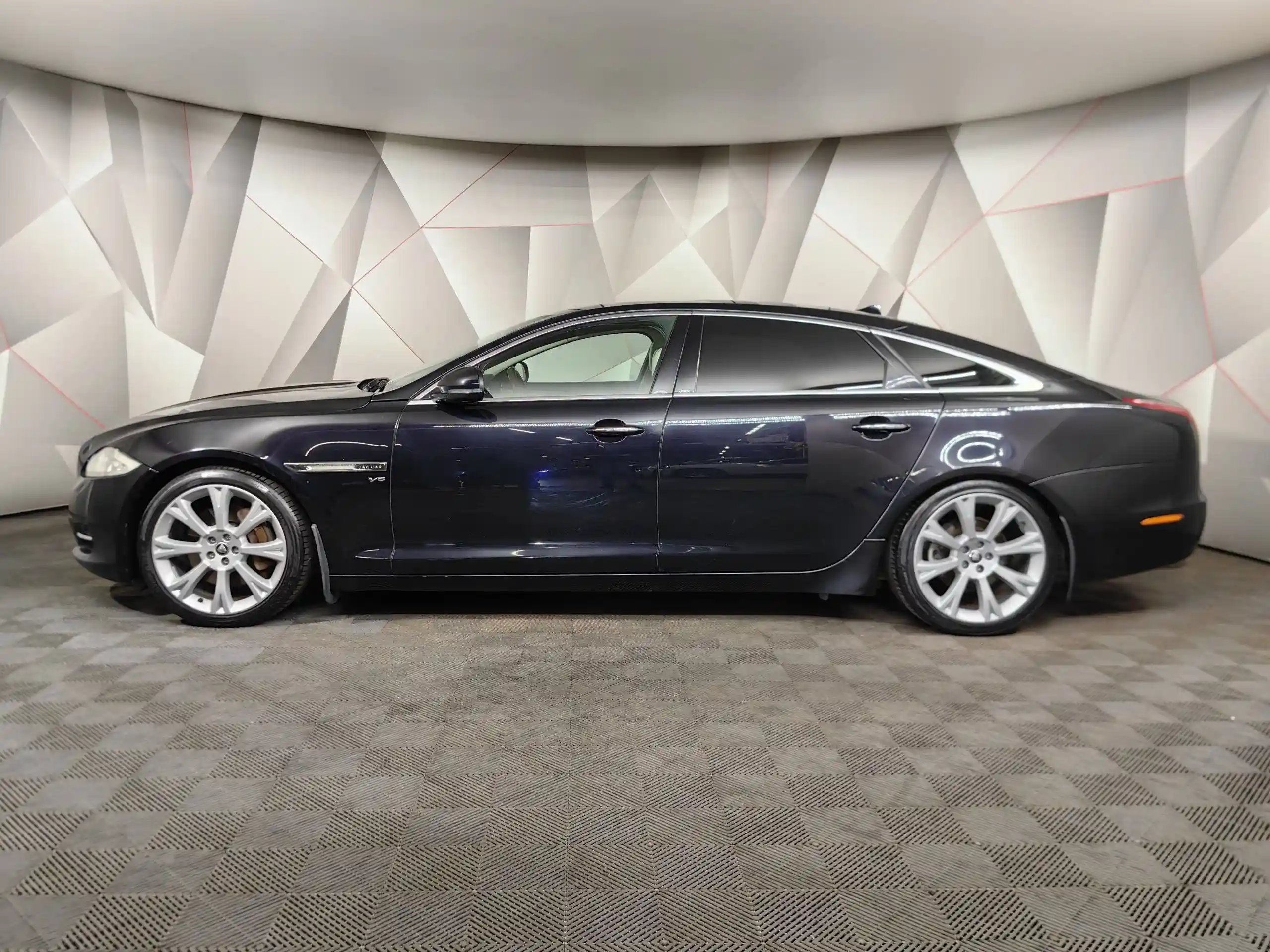 Jaguar XJ 2013