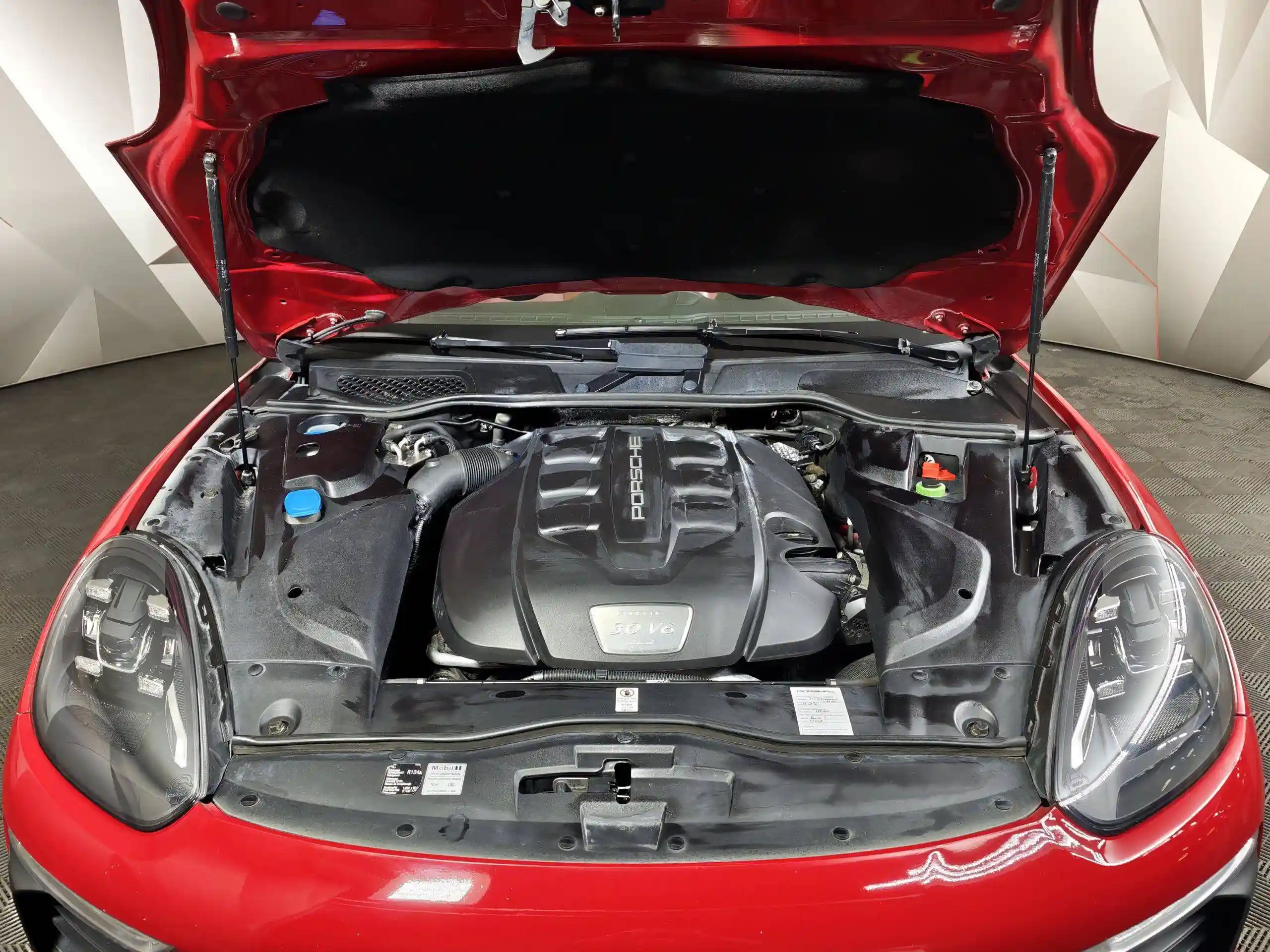 Porsche Cayenne 2014
