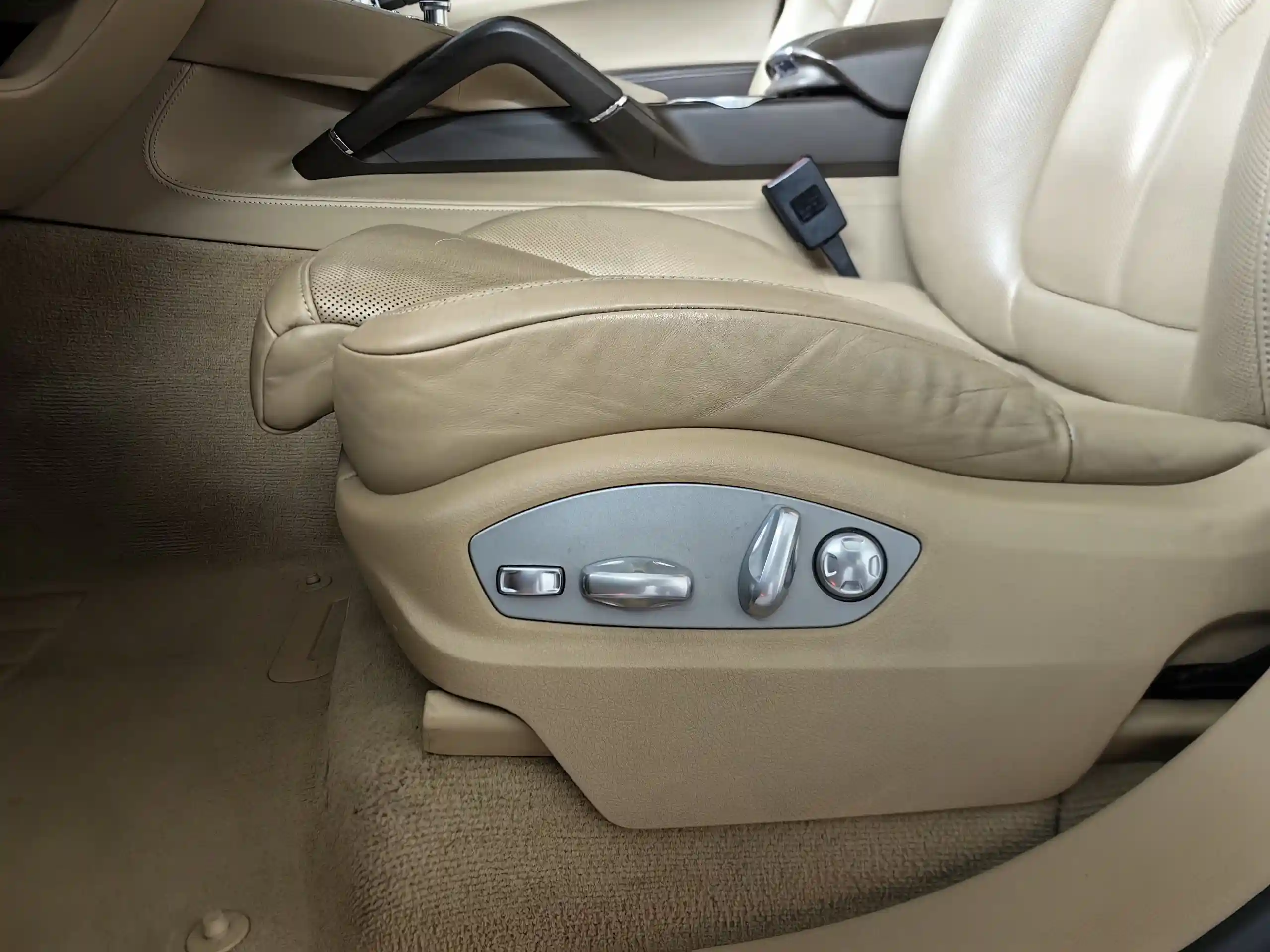Porsche Cayenne 2014