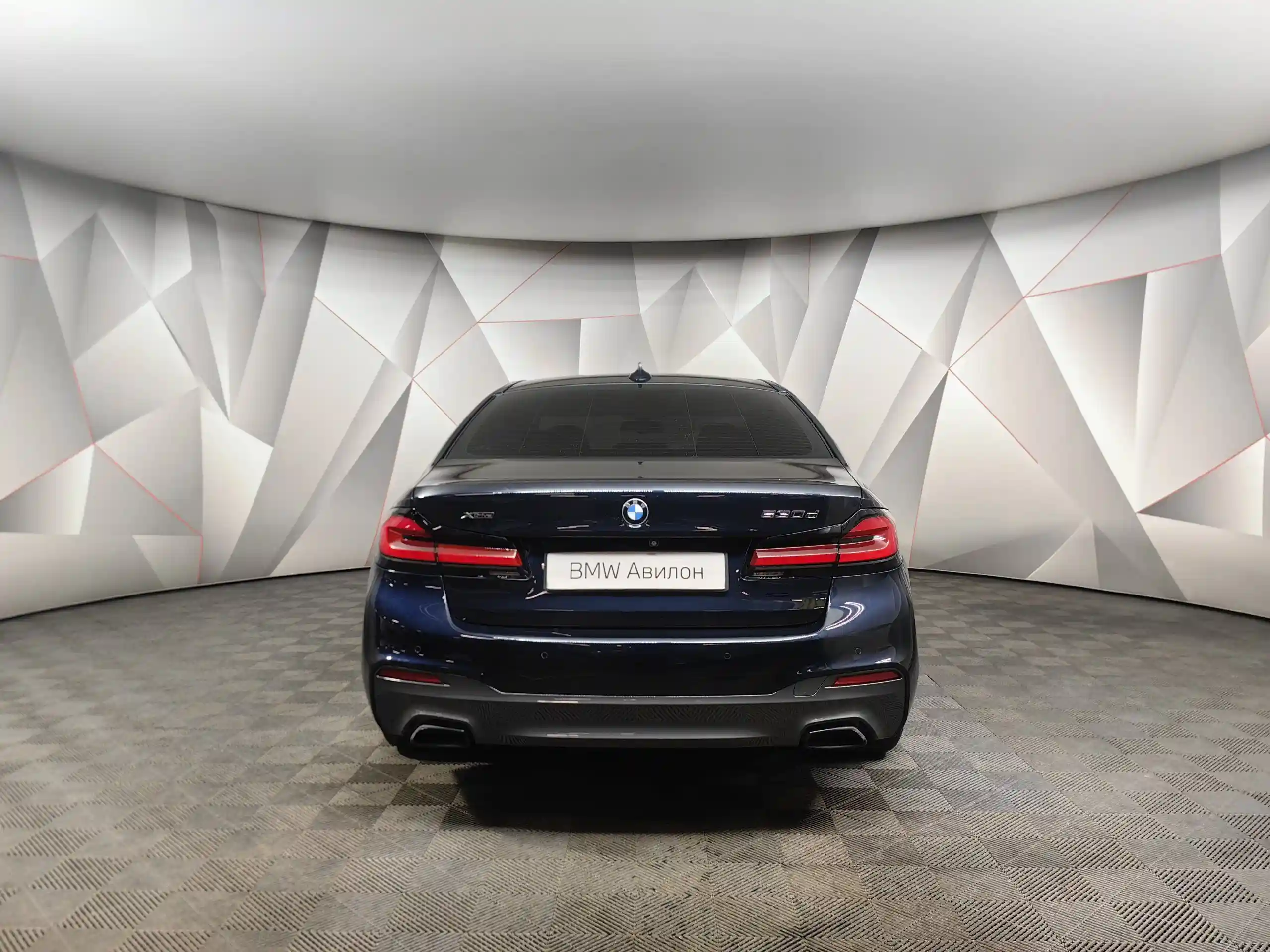 BMW 5 серия 2019