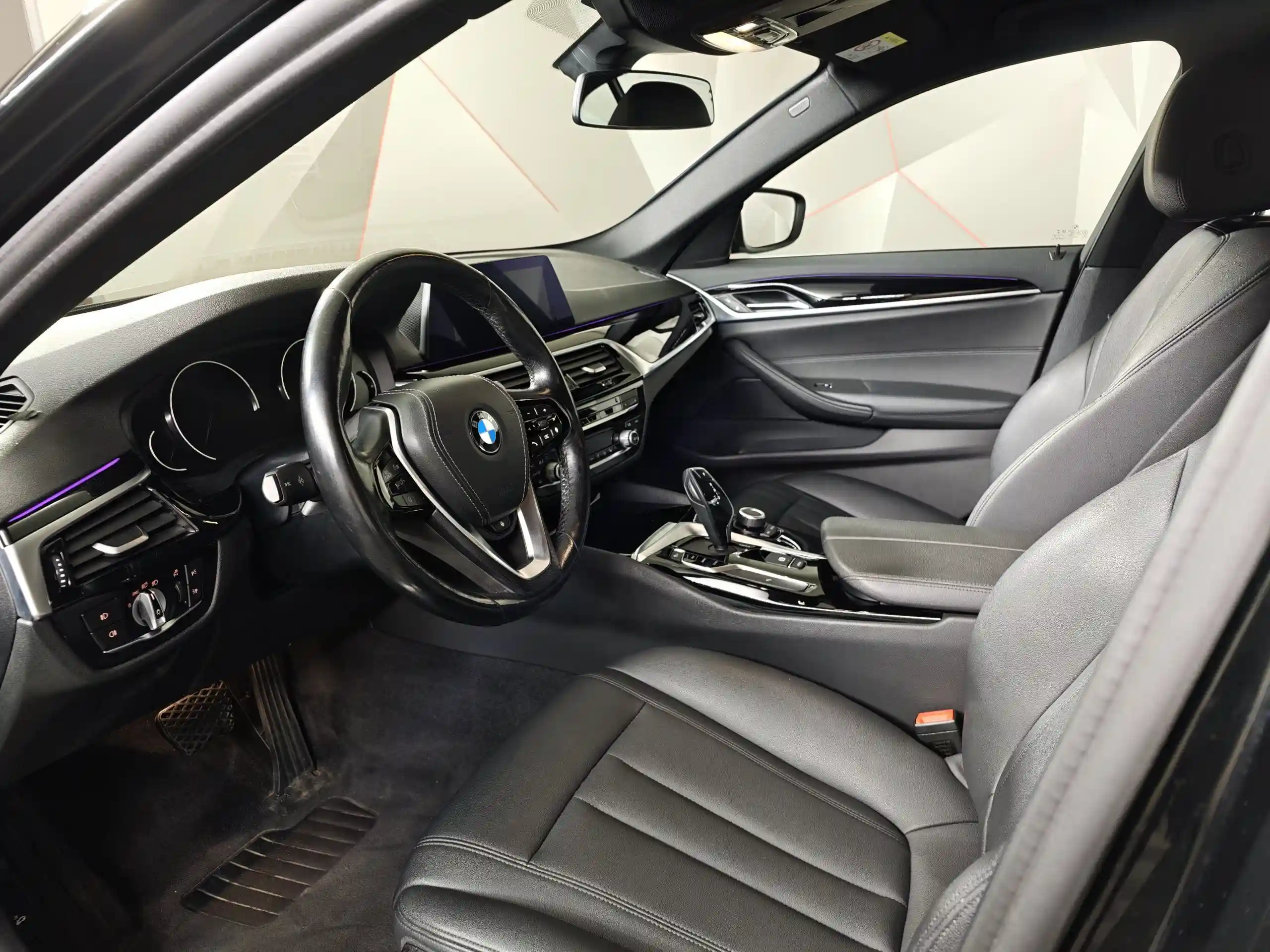 BMW 5 серия 2019