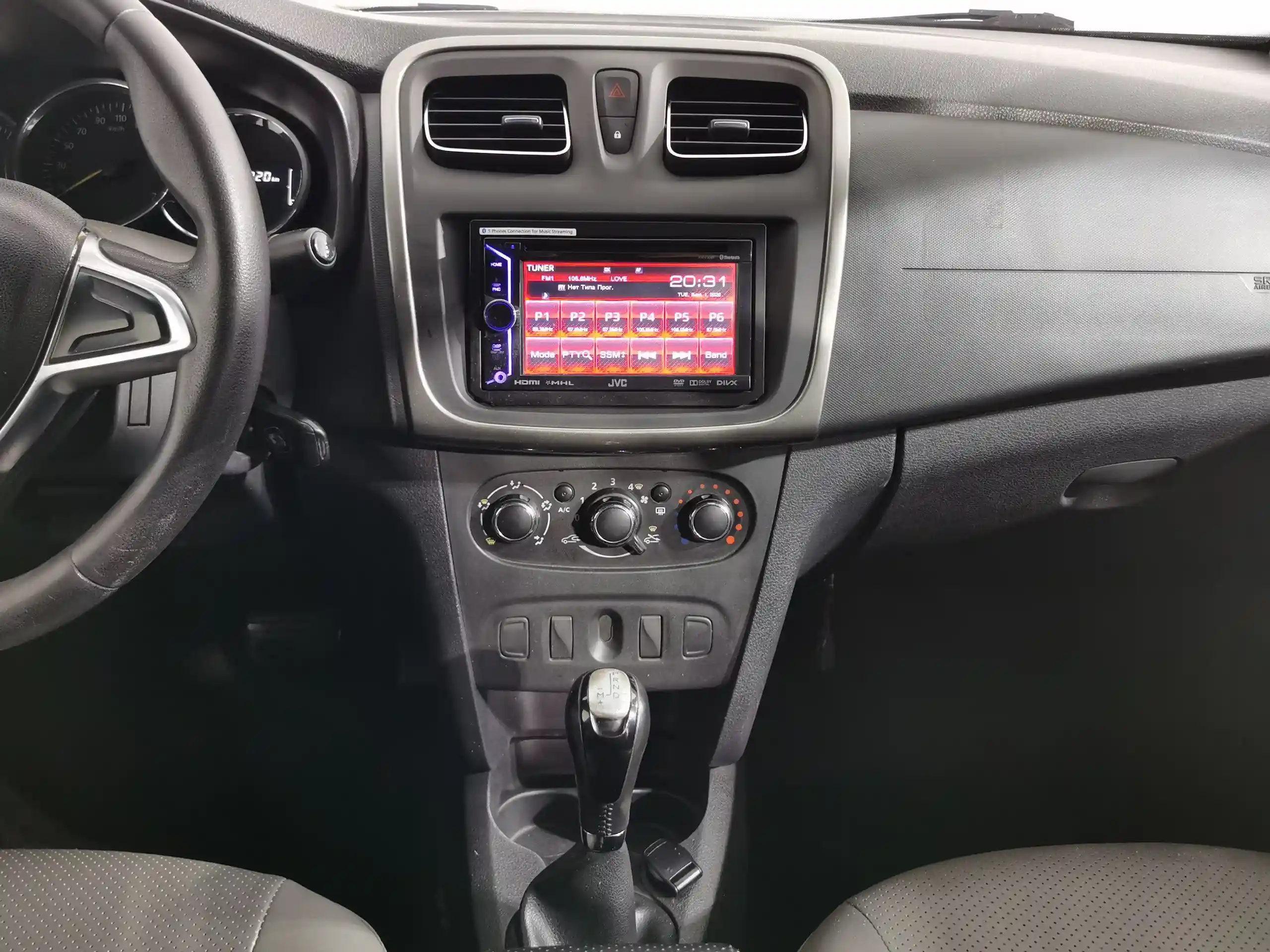 Renault Logan 2019