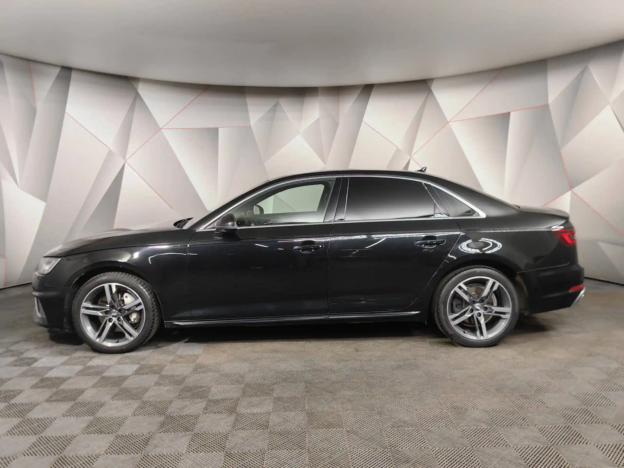 Audi A4 2019