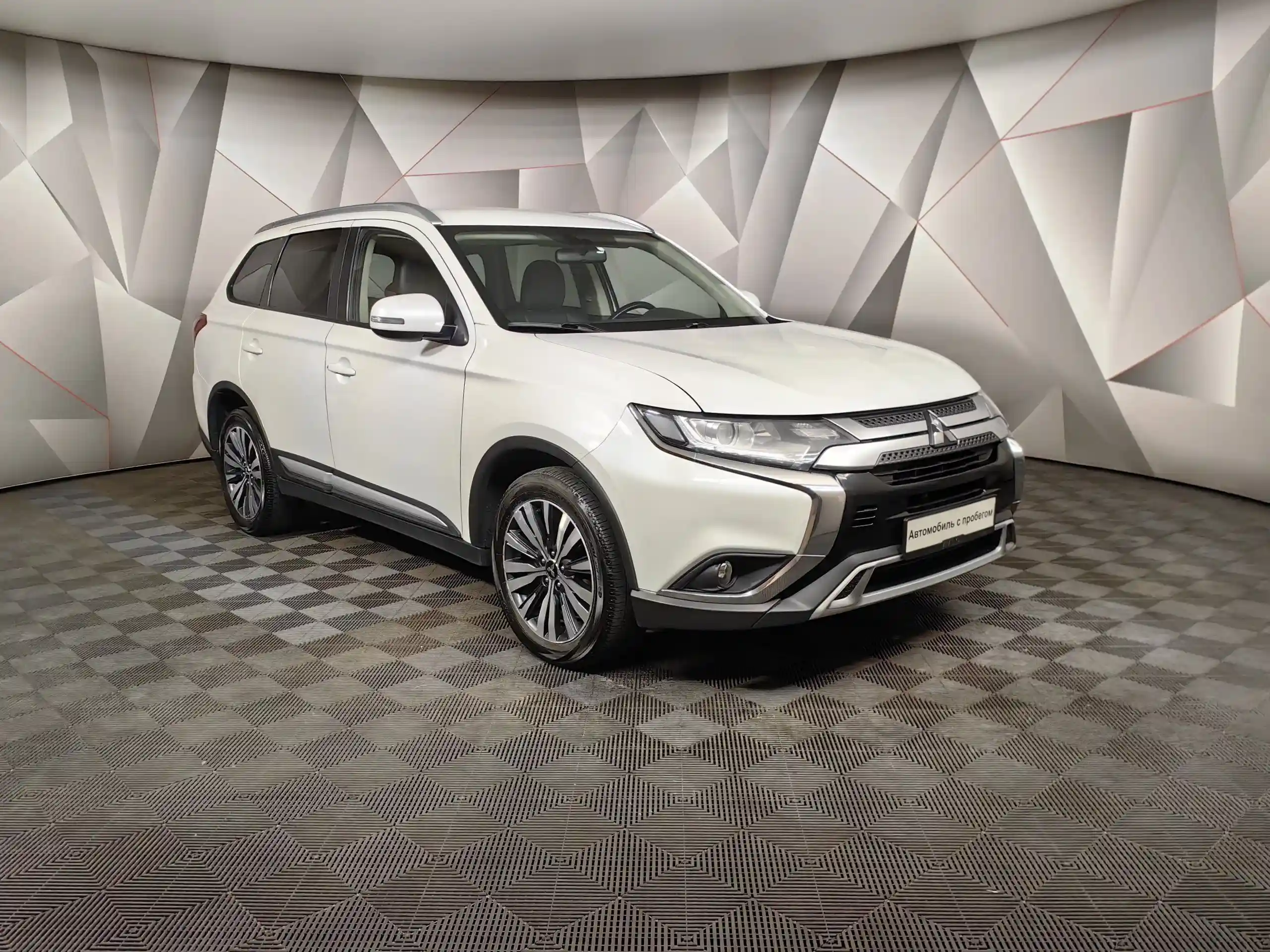 Mitsubishi Outlander 2021
