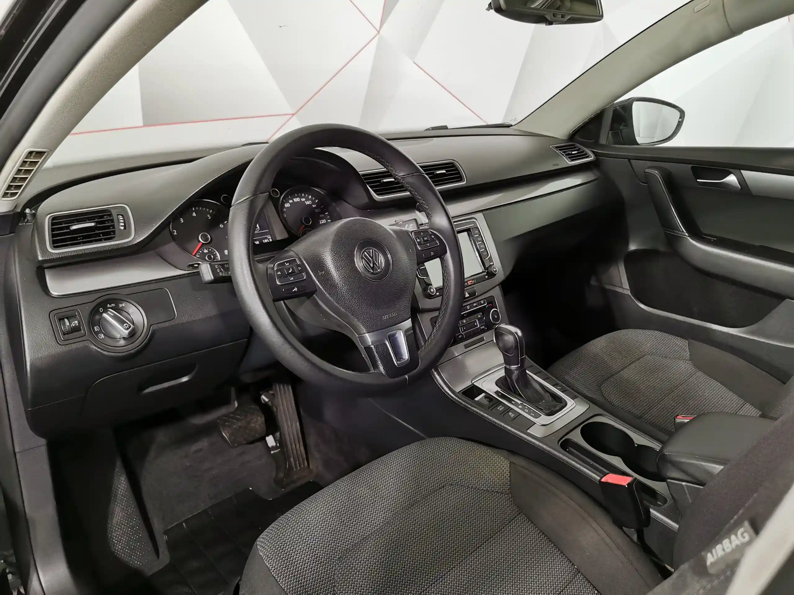 Volkswagen Passat 2011
