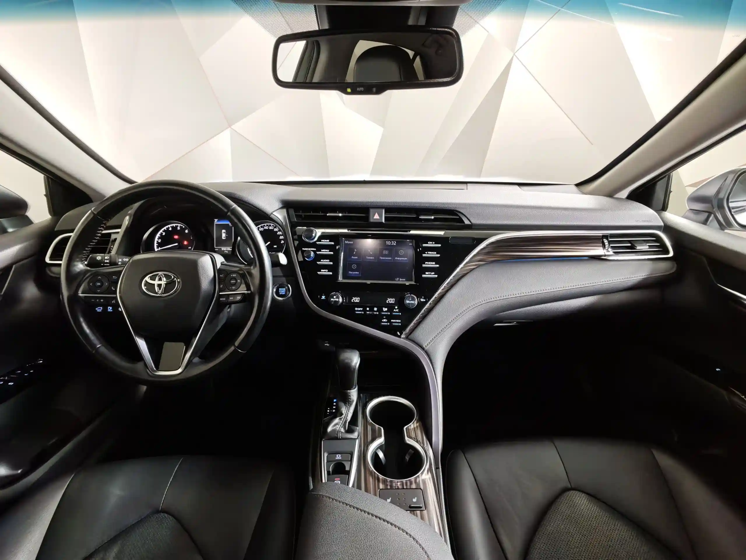 Toyota Camry 2020