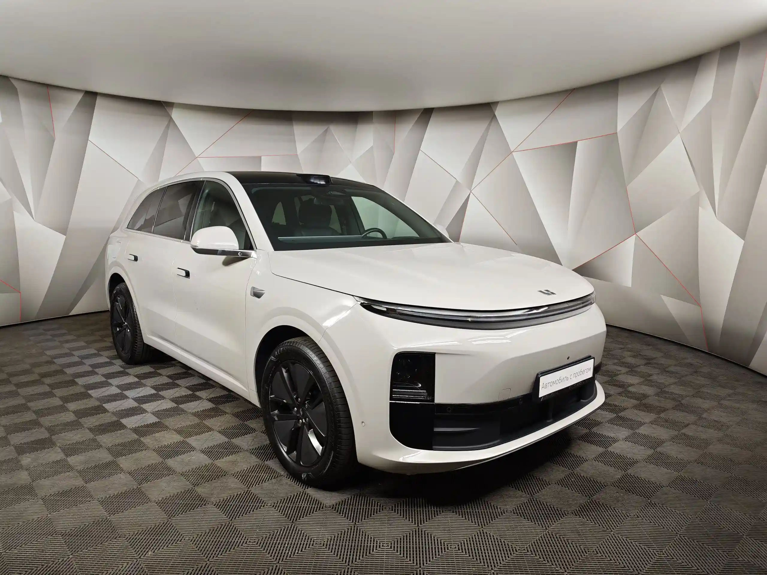 Li Auto L6 2025