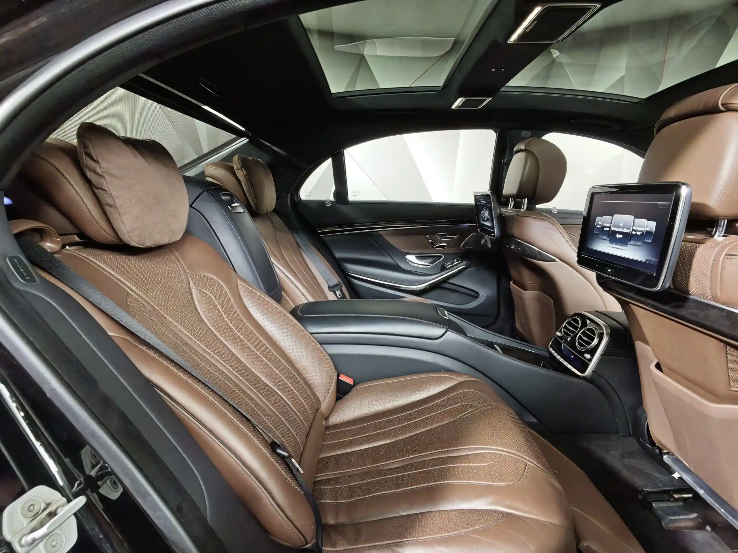 Mercedes-Benz S-Класс 2016