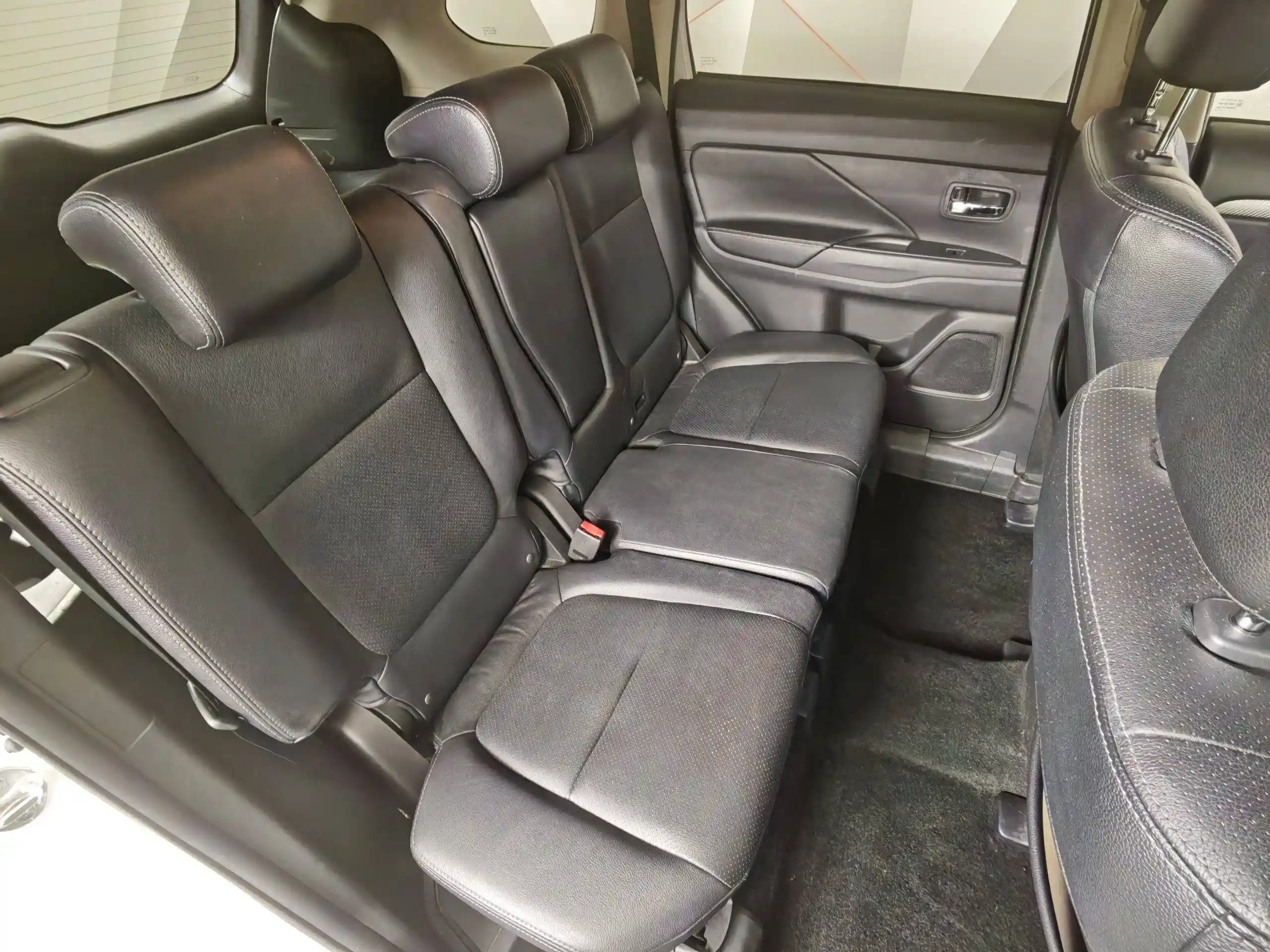 Mitsubishi Outlander 2014
