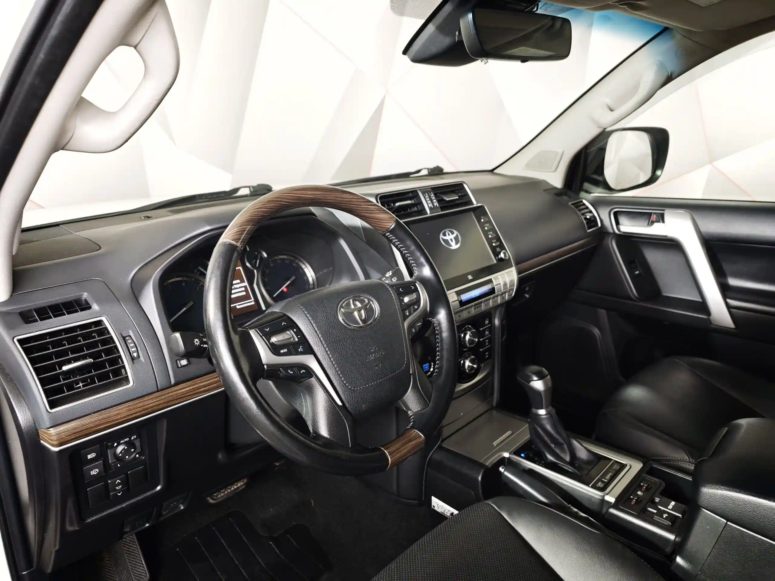 Toyota Land Cruiser Prado 2021