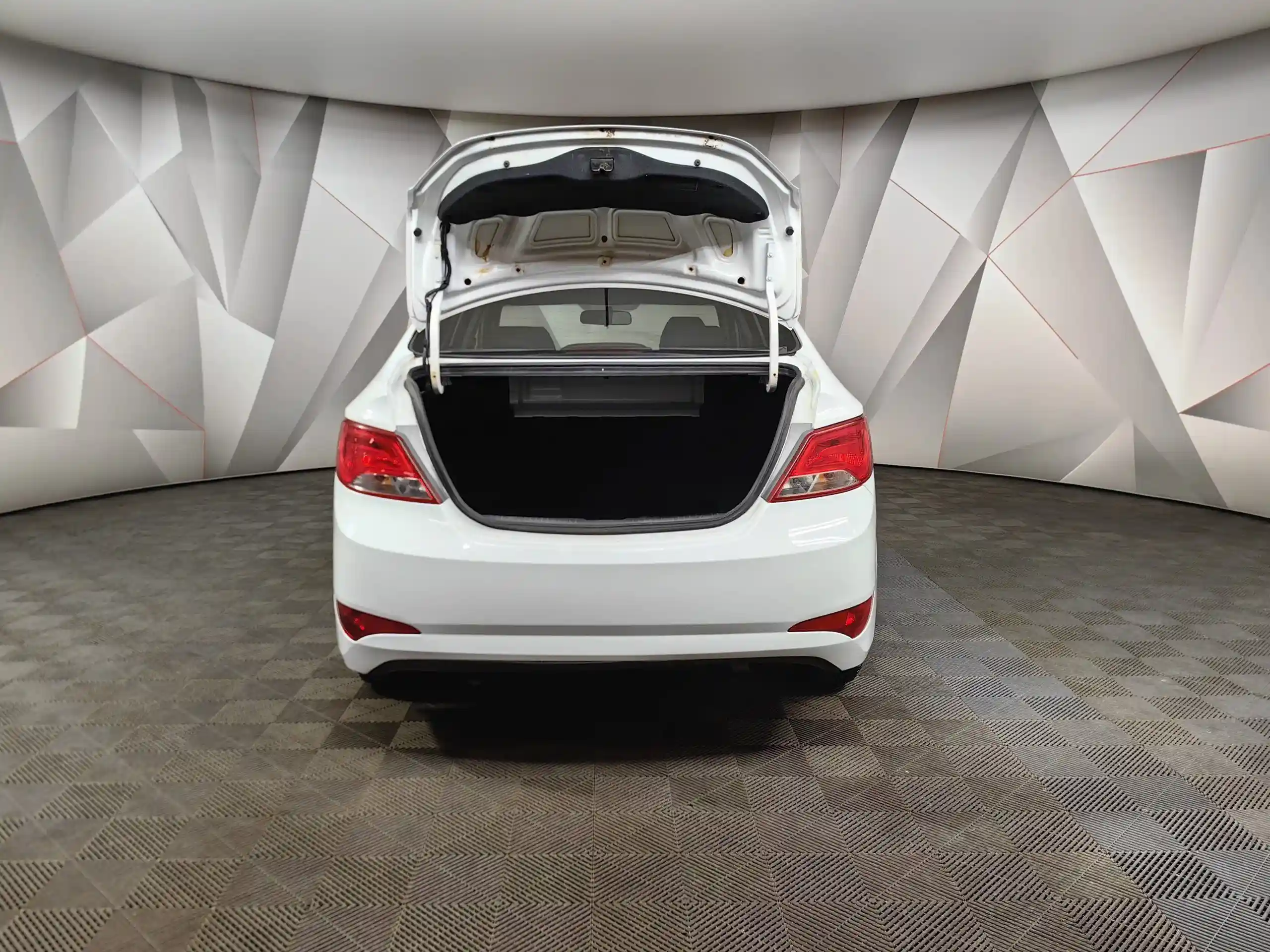 Hyundai Solaris 2016