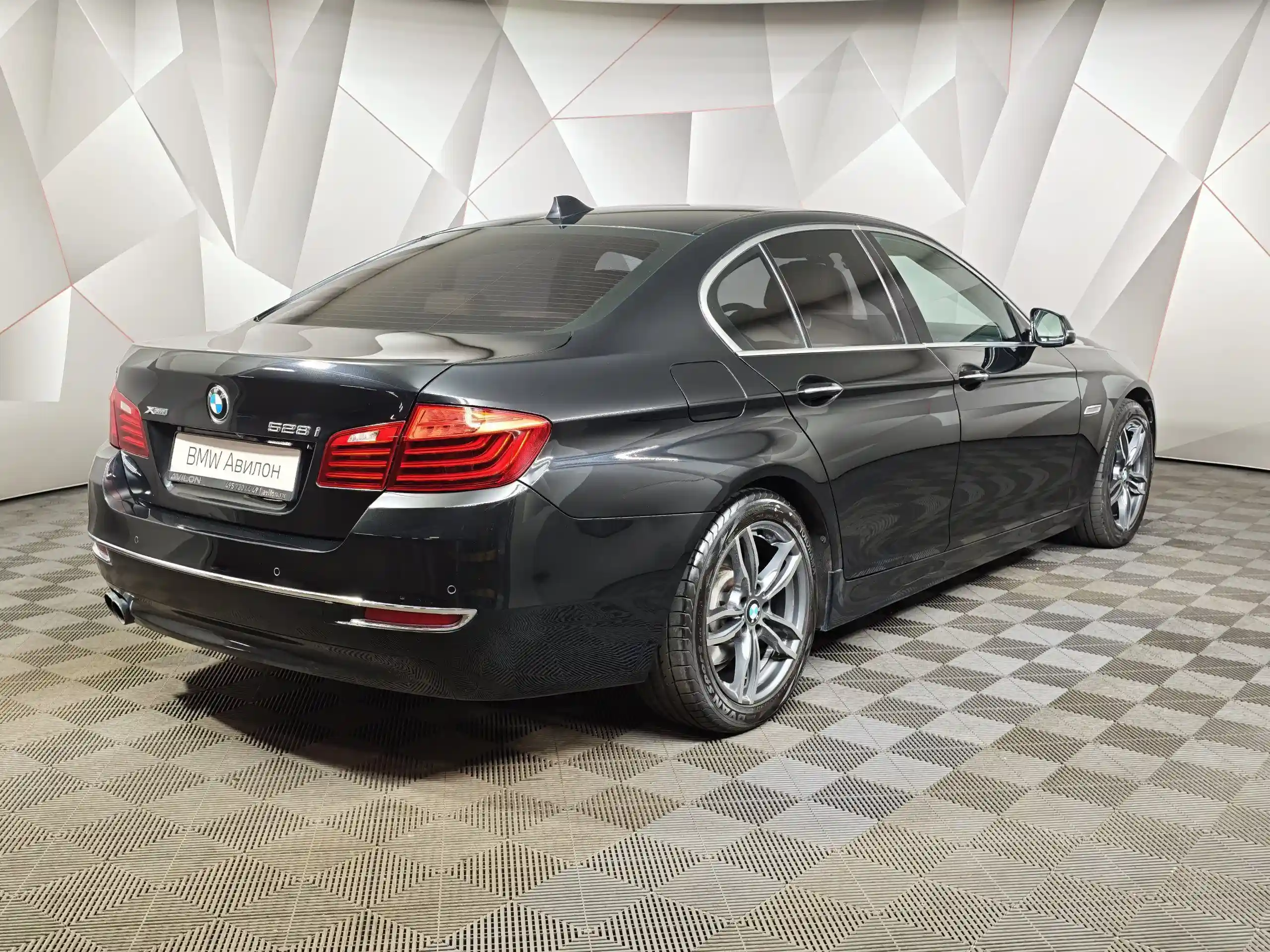 BMW 5 серия 2016