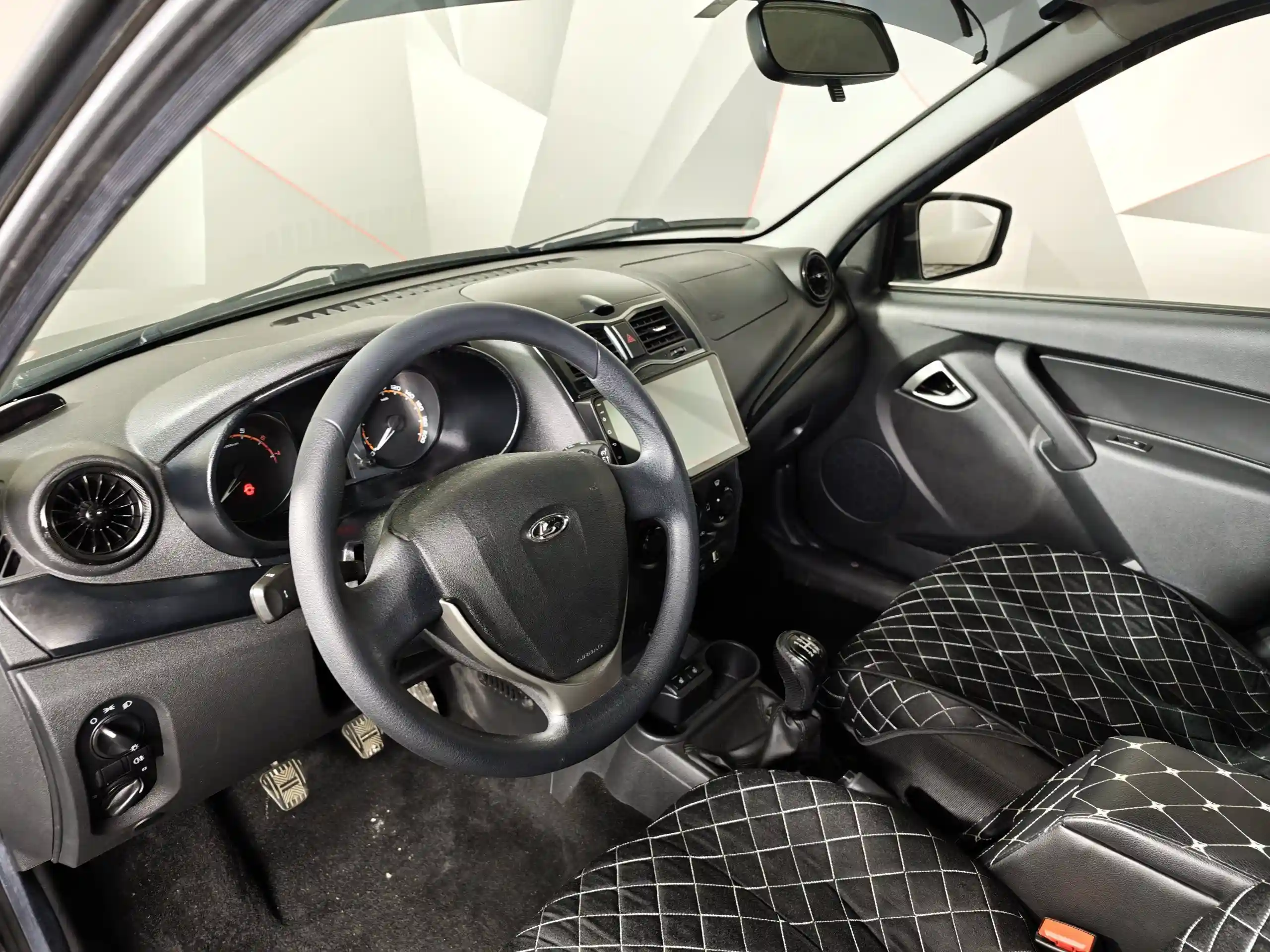 ВАЗ (Lada) Granta 2023
