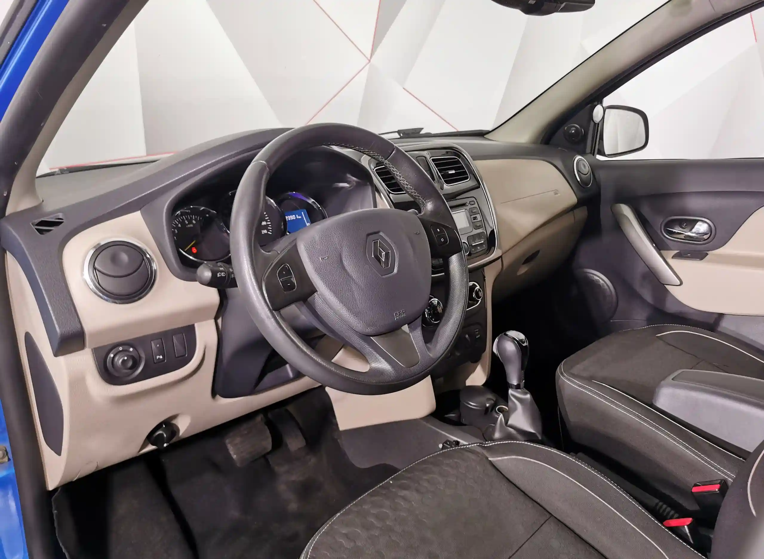 Renault Logan 2015