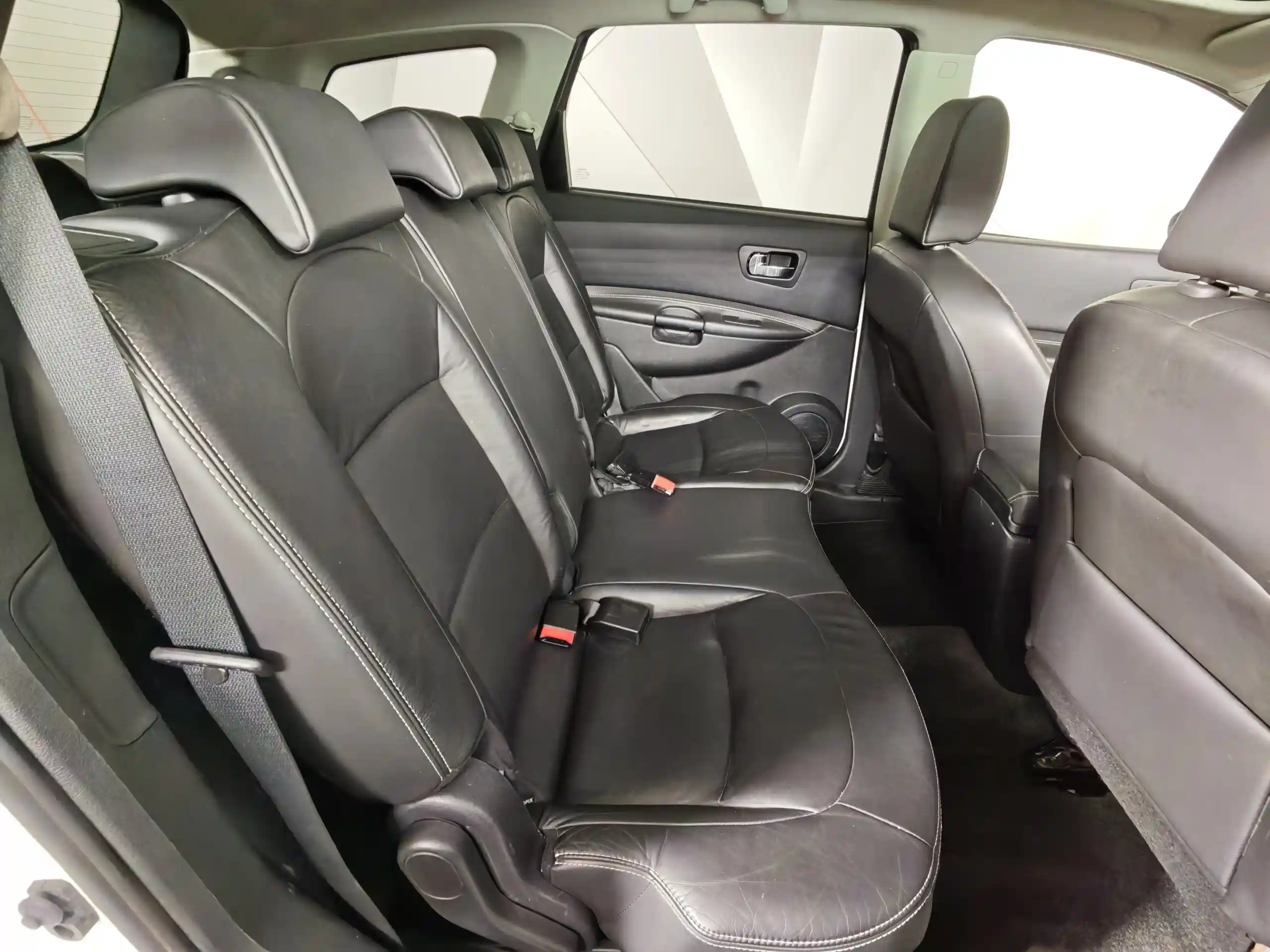 Nissan Qashqai + 2 2010