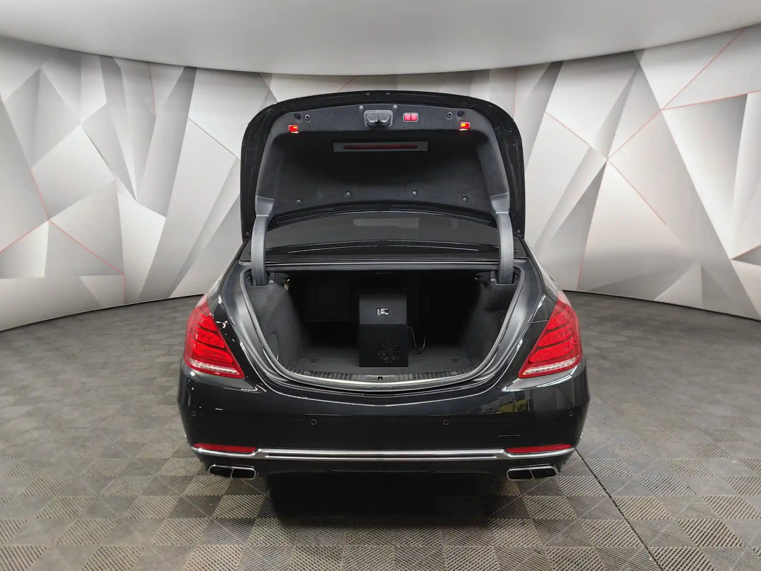 Mercedes-Benz S-Класс 2016
