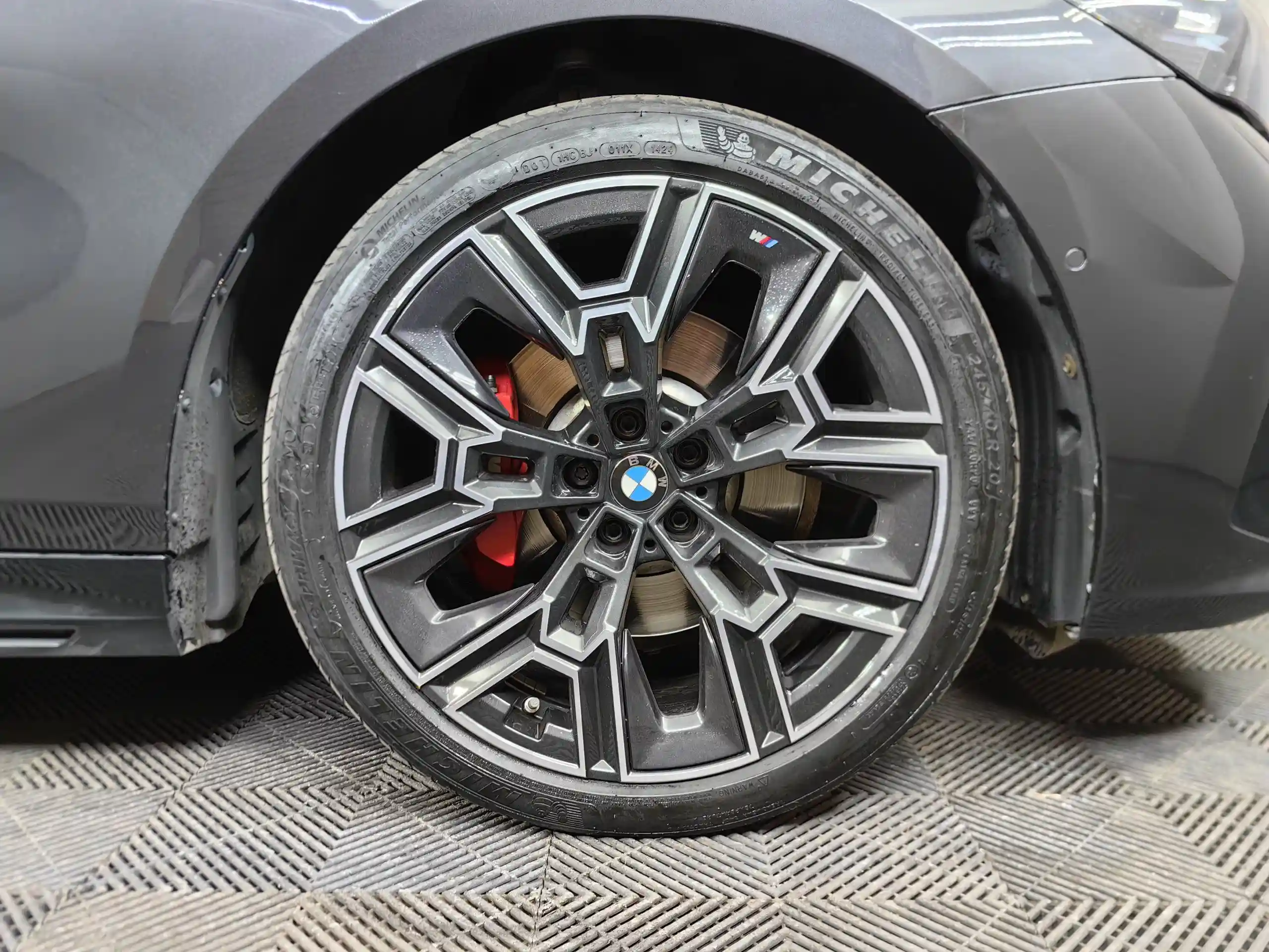 BMW 5 серия 2024