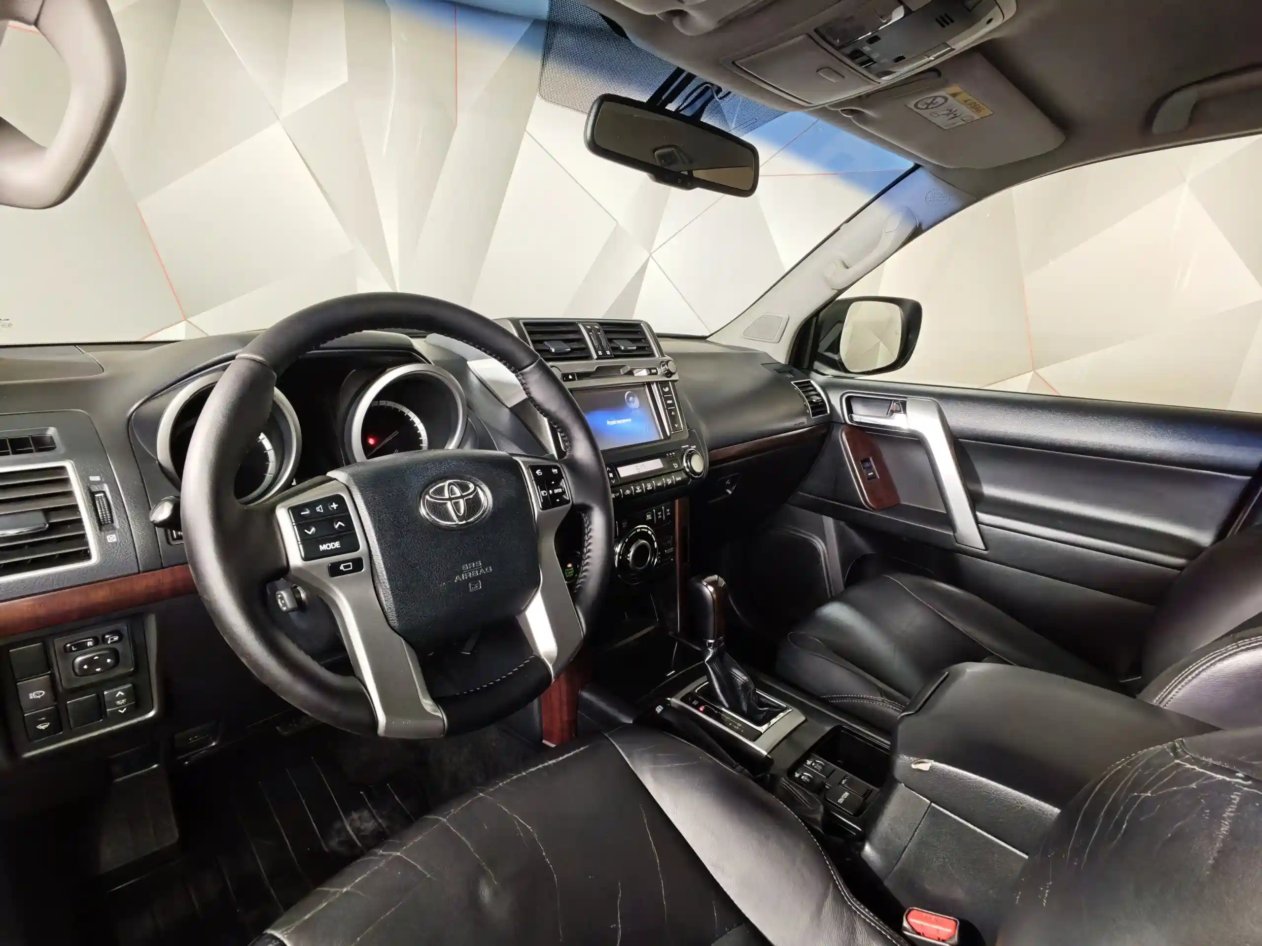 Toyota Land Cruiser Prado 2013