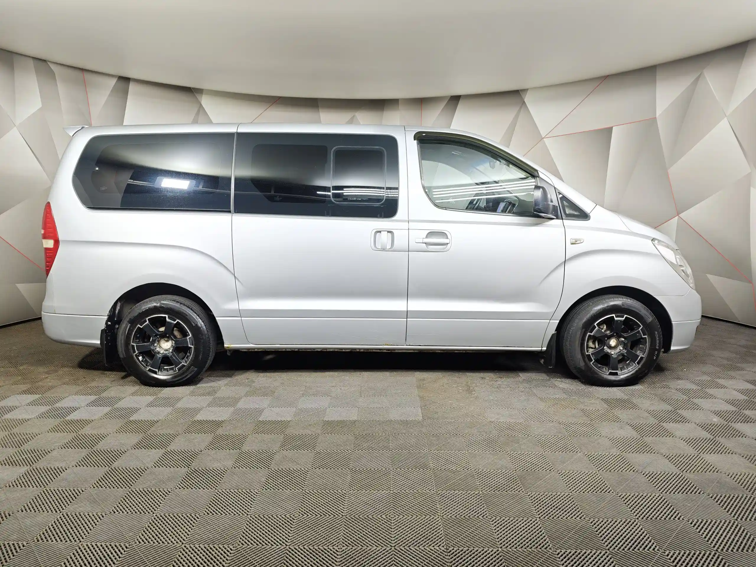 Hyundai Grand Starex 2008