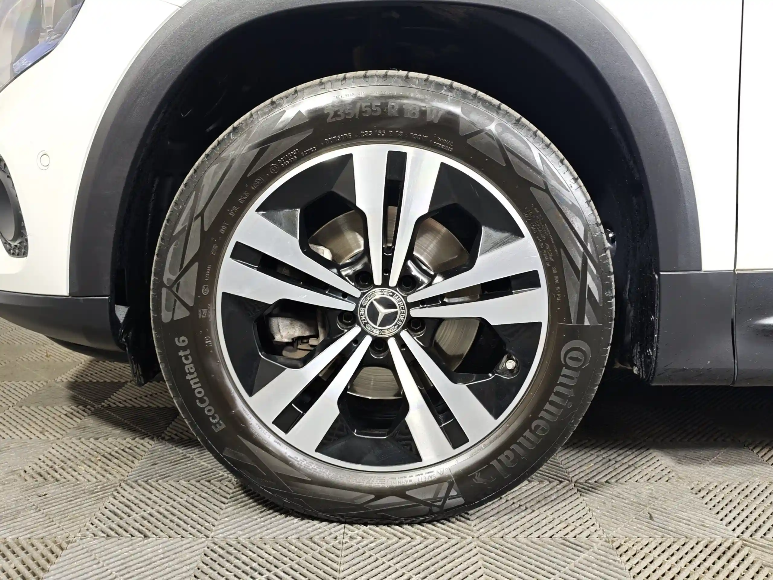 Mercedes-Benz GLB 2021