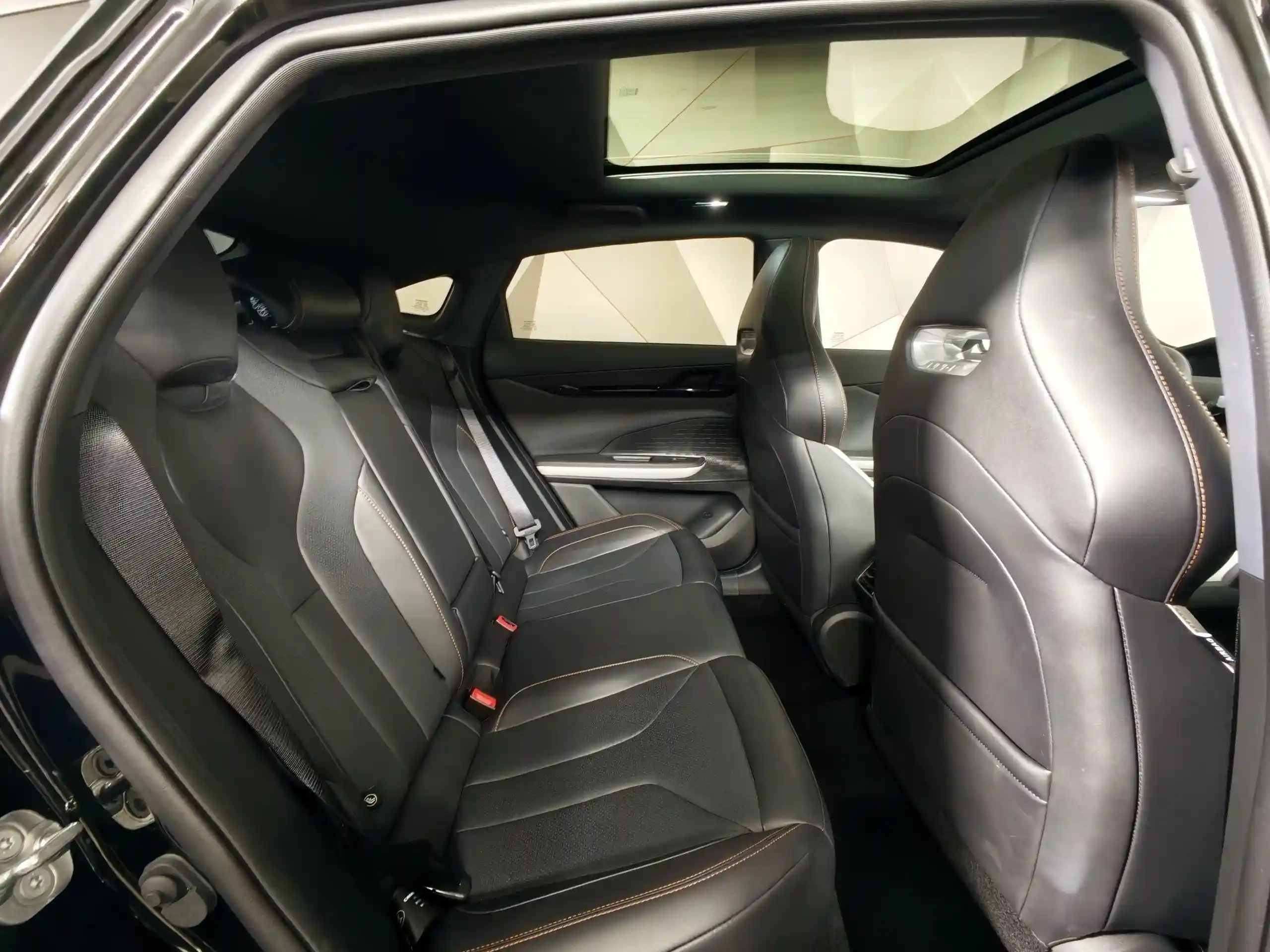 Changan UNI-V 2024