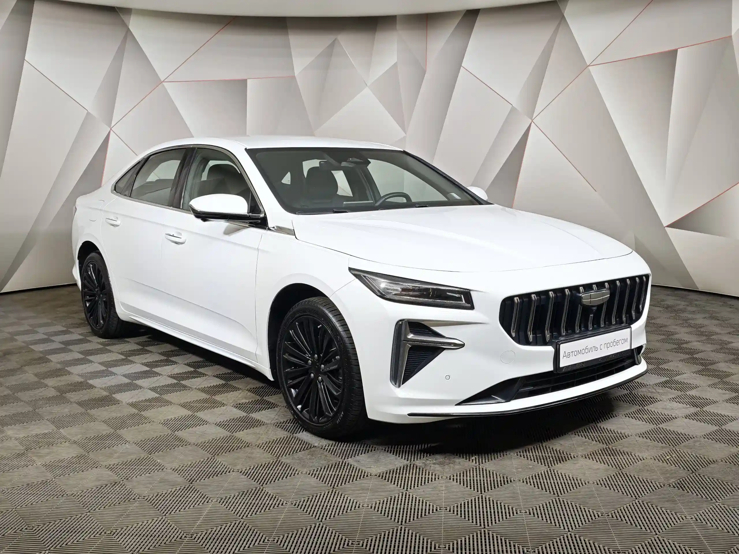 Geely Preface 2024