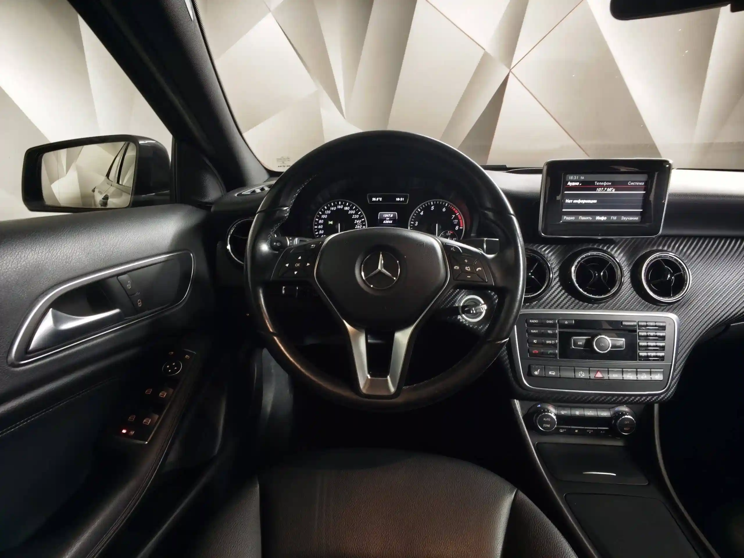Mercedes-Benz GLA 2014