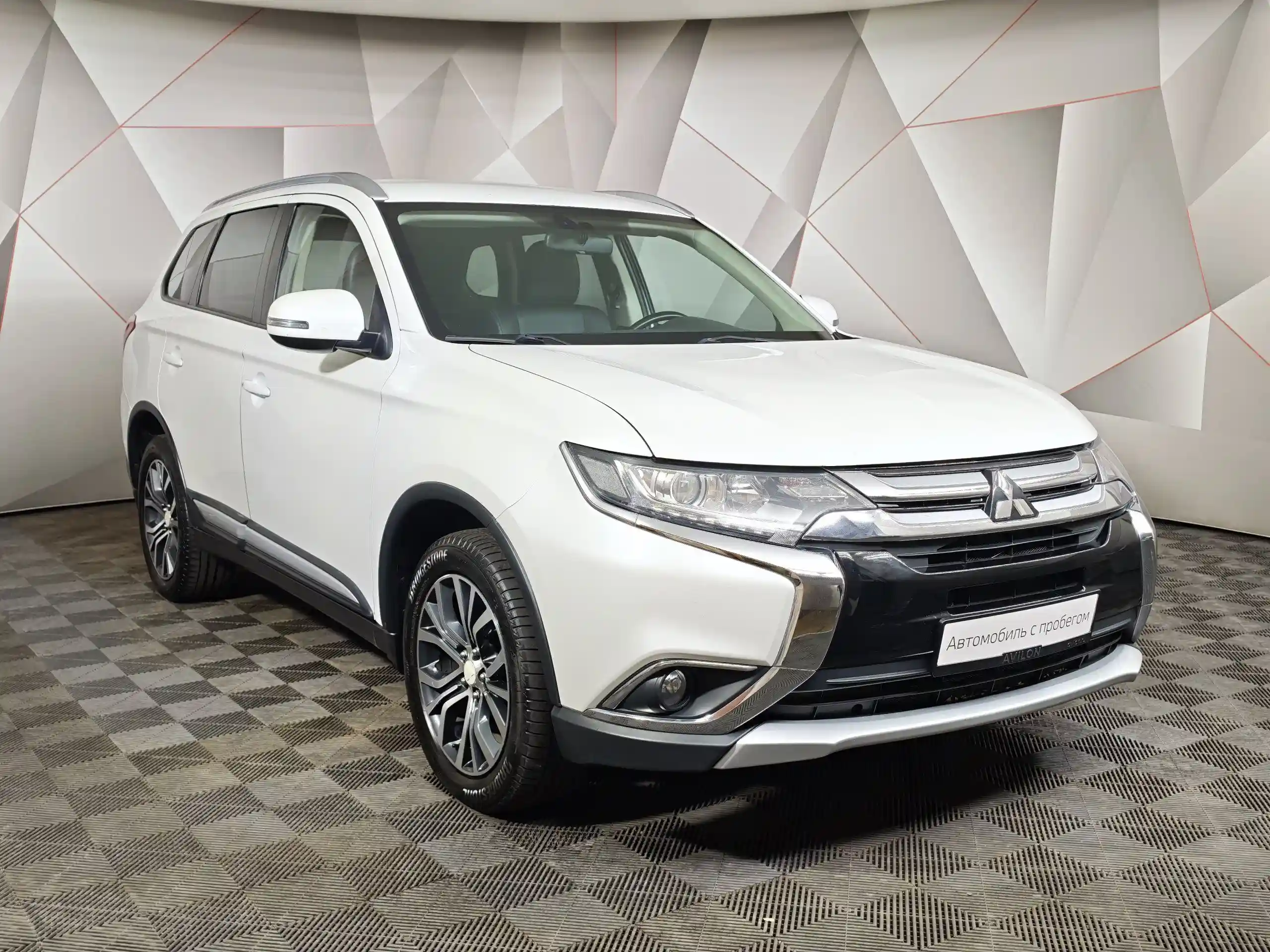 Mitsubishi Outlander 2015