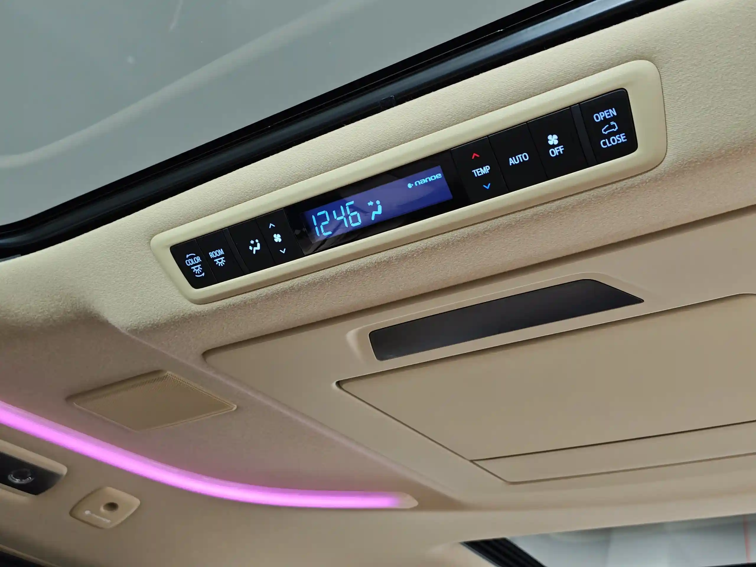 Toyota Alphard 2021