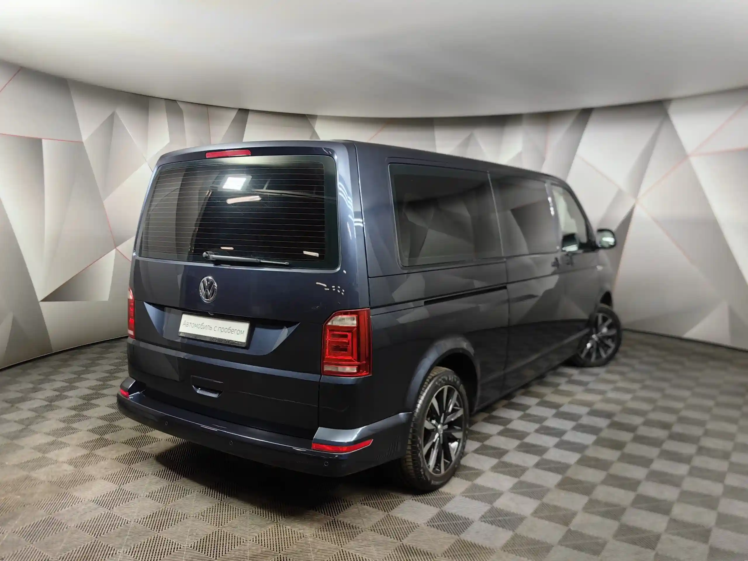 Volkswagen Caravelle 2018