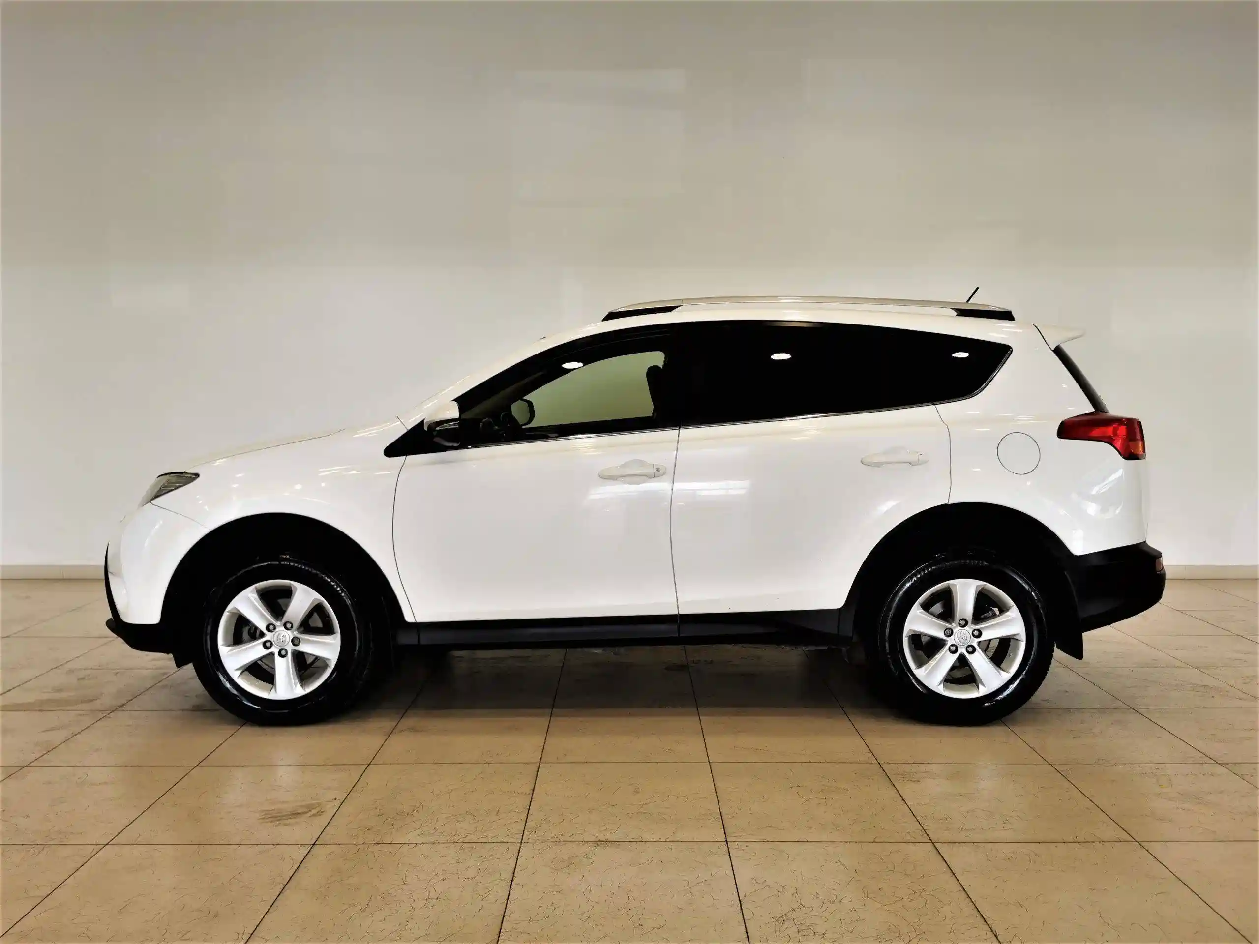 Toyota RAV4 2014