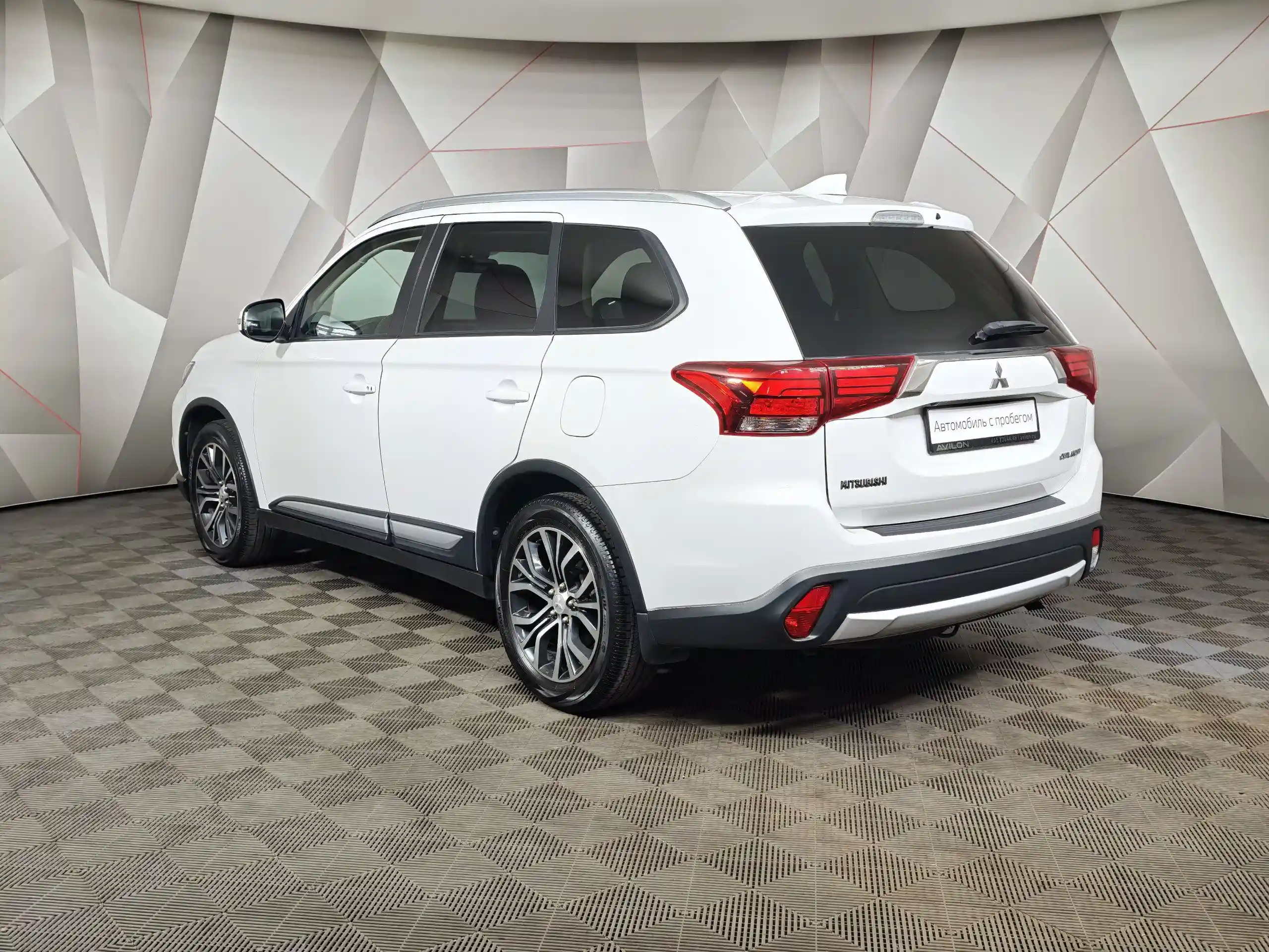 Mitsubishi Outlander 2018